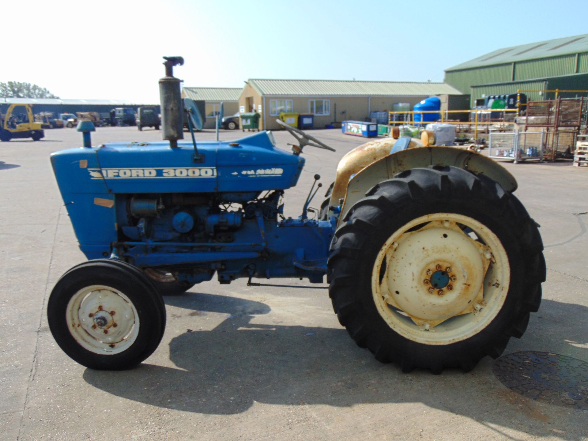 Ford 3000 2WD Tractor - Image 5 of 20