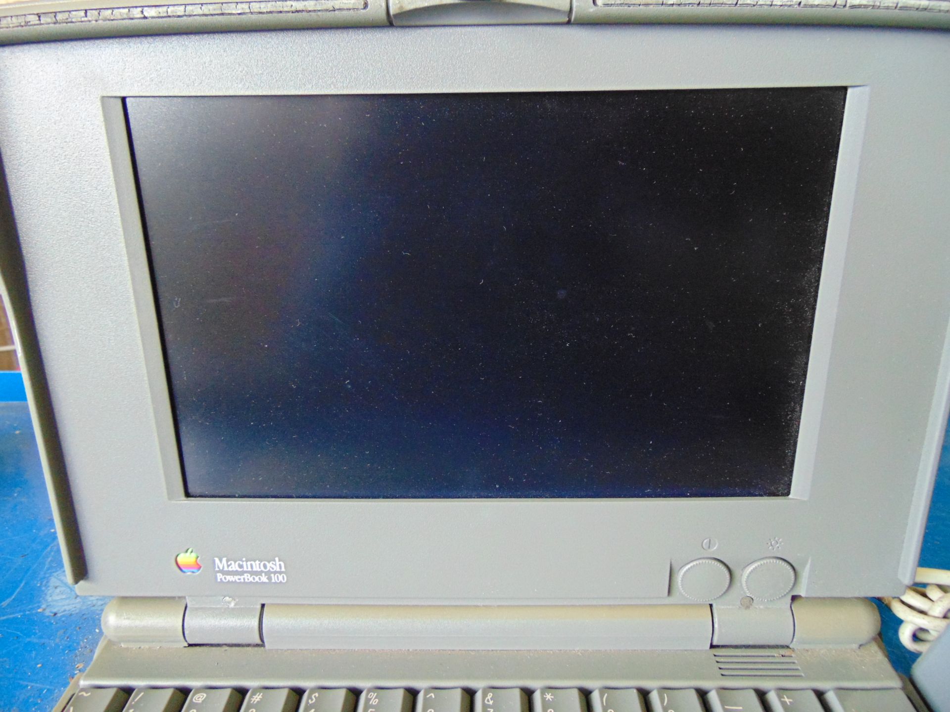 Vintage Macintosh Powerbook 100 Laptop Computer - Image 12 of 12