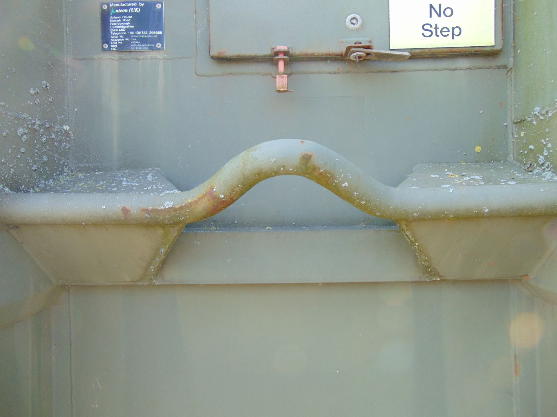 Frontline toilet and shower block units - Image 5 of 29