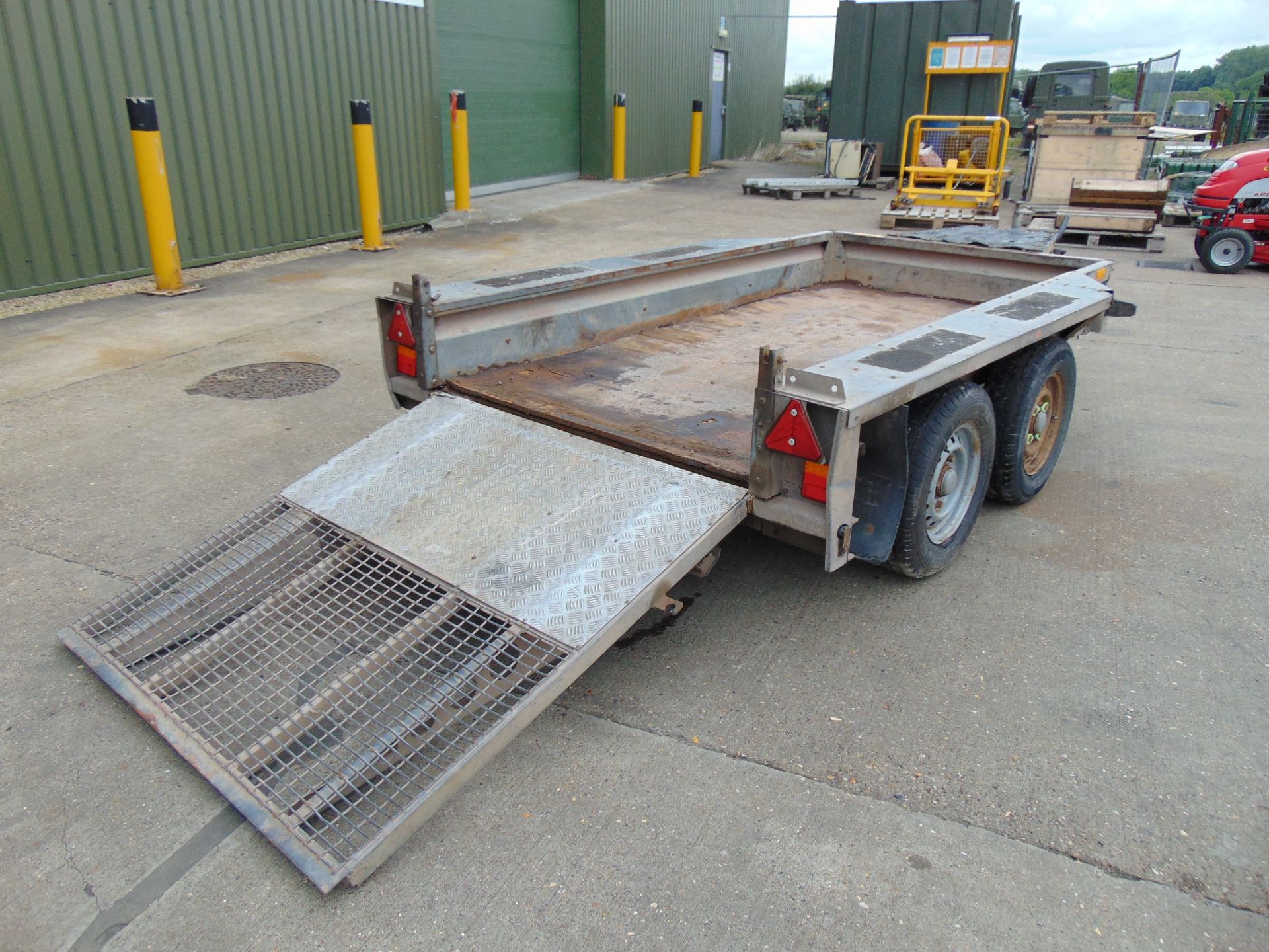 Ifor Williams GX84 Mini Digger/Plant Trailer with 4' Ramp and Bucket Rest - Image 6 of 10