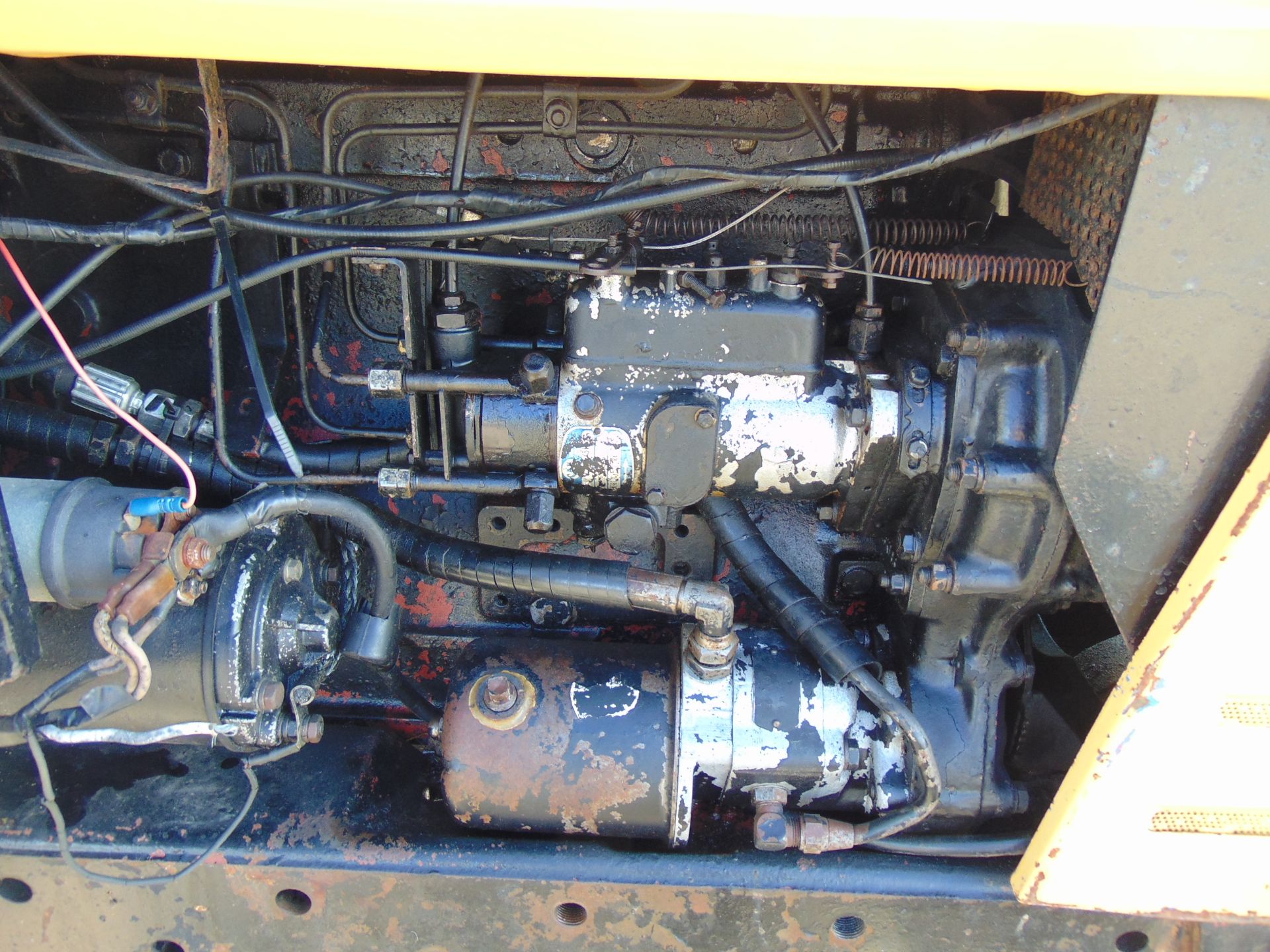 Leyland 702 Synchro 2WD Tractor - Image 13 of 21