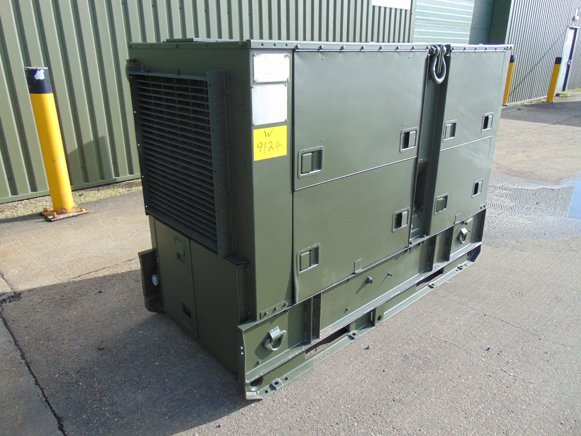 You are bidding on a FERMONT MEP005A 37.5 KVA Portable Diesel Generator ONLY 490 Hours! - Image 2 of 19