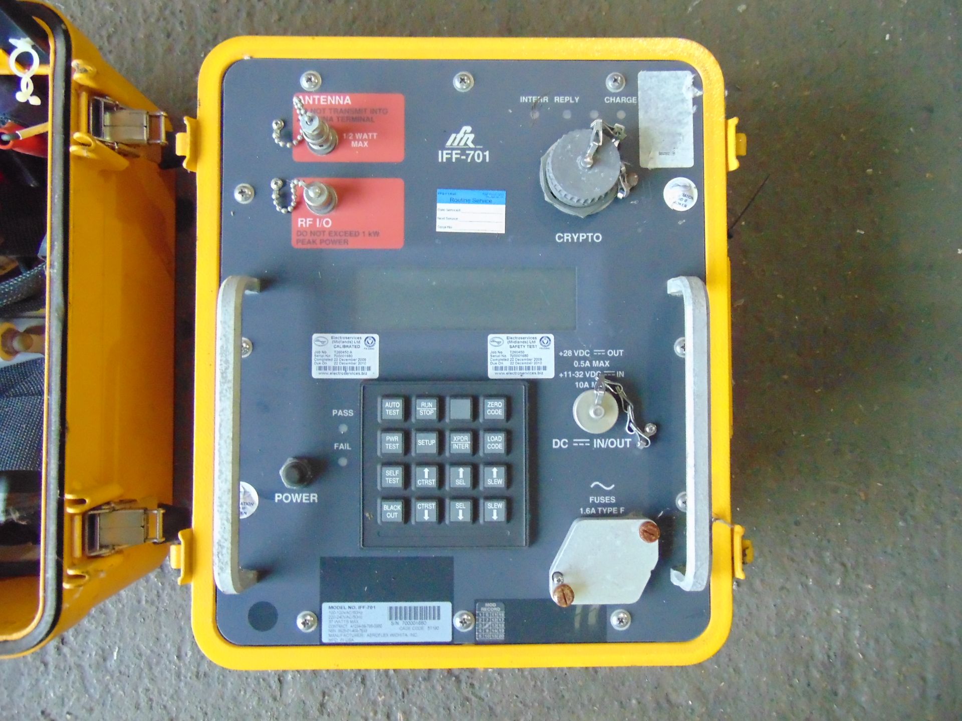 IFR Aeroflex IFF-701 Aircraft Transponder Test Set with accessories - Image 2 of 6