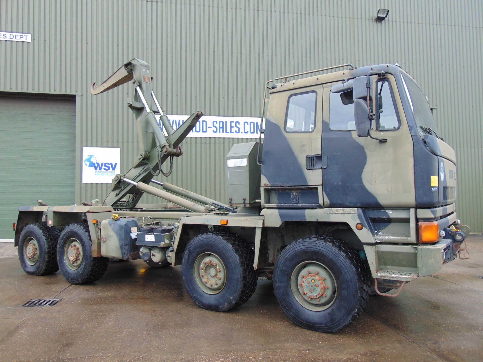 DAF 8x6 DROPS Multilift LHD Hook Loader - Image 9 of 31