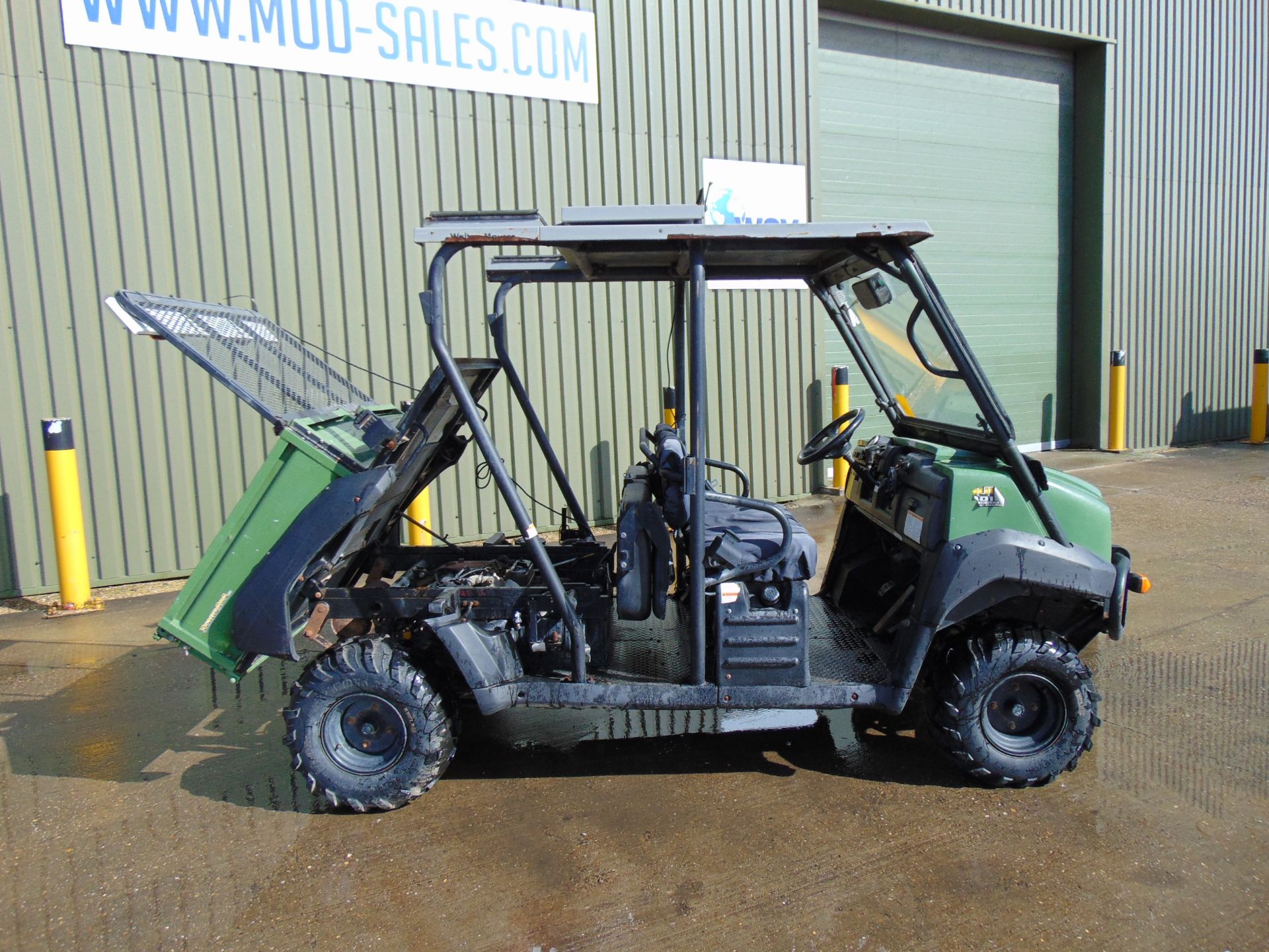 Kawasaki Mule 4010 4WD Diesel Utility Vehicle UTV c/w Power steering 2481 hours only 4 or 2 seat - Image 11 of 25