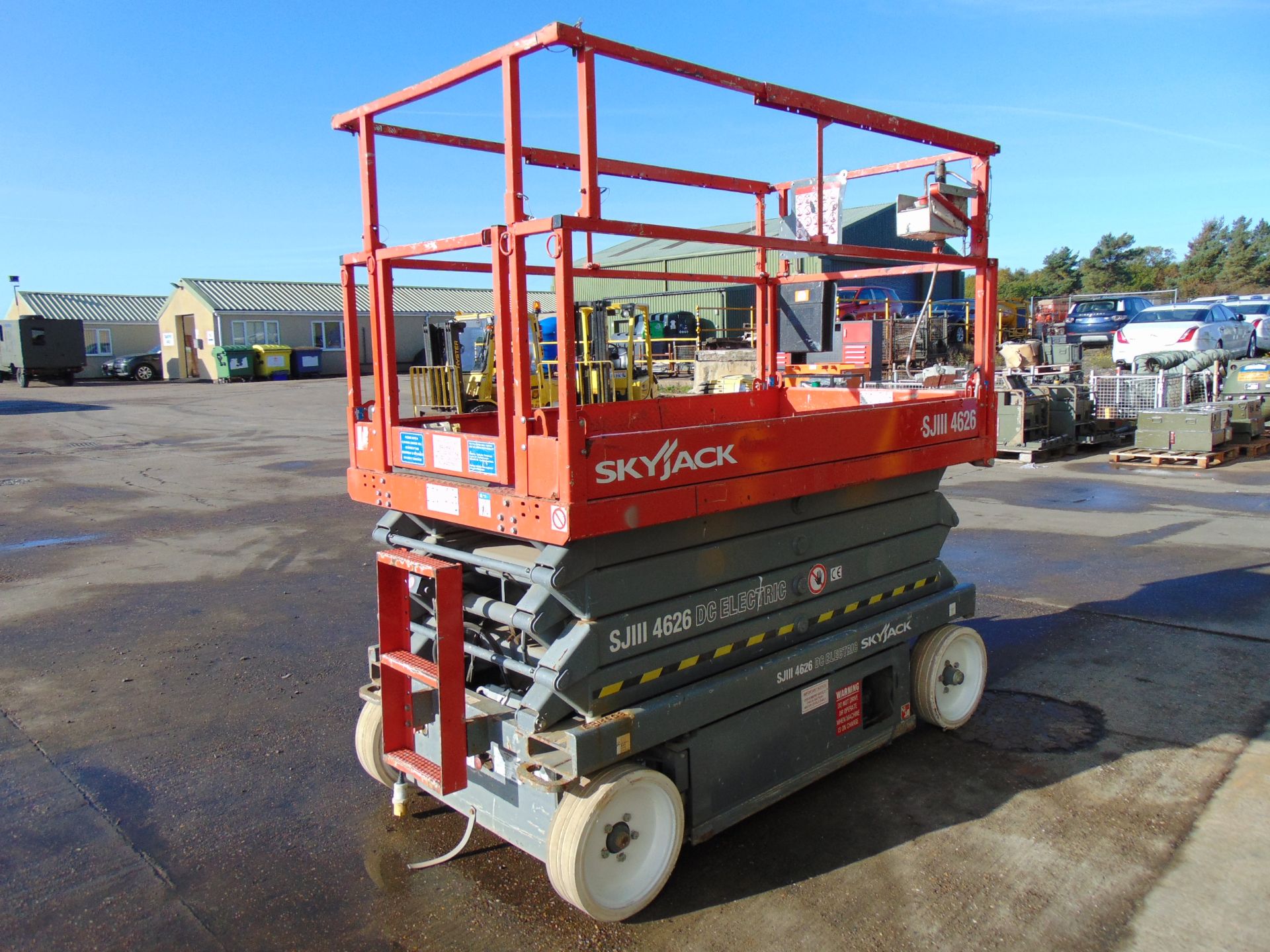 SkyJack SJ1114626 Electric Scissor Lift ONLY 108 Hours! - Image 5 of 23