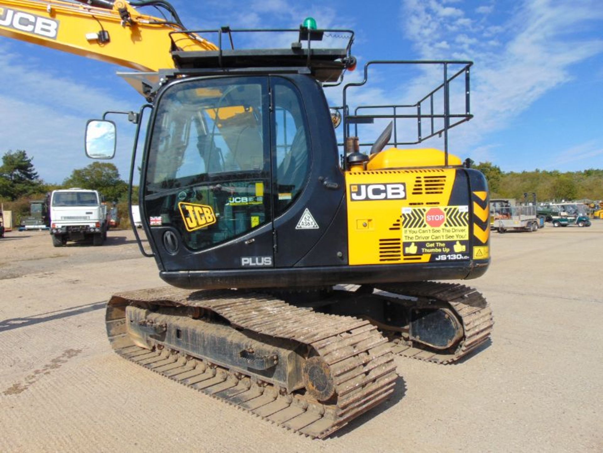 2018 JCB JS130 LC 13-tonne Tracked Excavator ONLY 741 HOURS! - Image 17 of 30