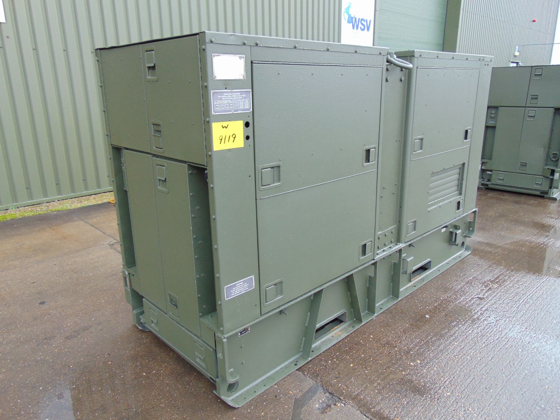 100KW MEP007B 125 KVA Portable Caterpillar Diesel Generator ONLY 223 Hours! - Image 2 of 19