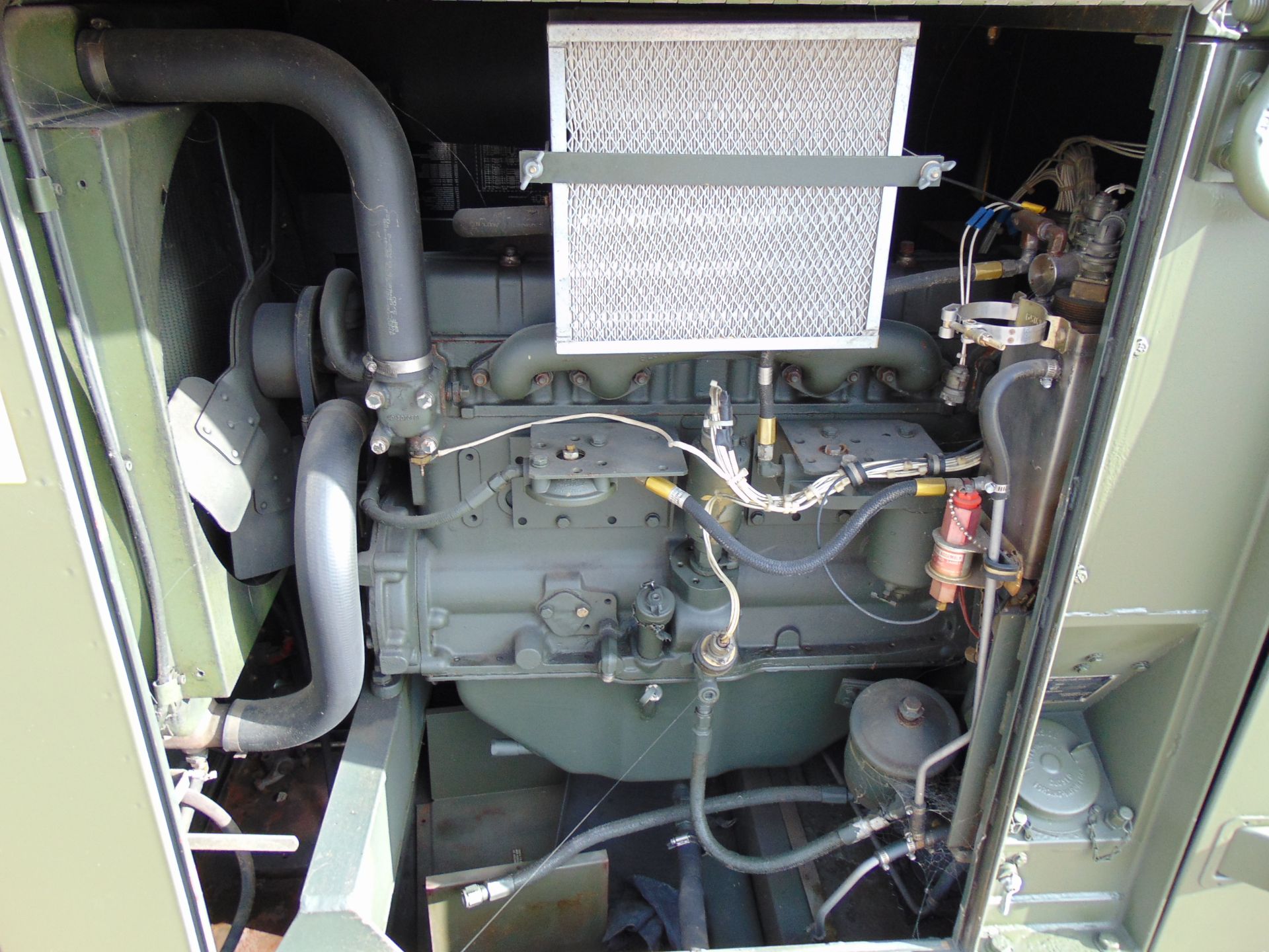 You are bidding on a FERMONT MEP005A 37.5 KVA Portable Diesel Generator ONLY 490 Hours! - Image 7 of 19