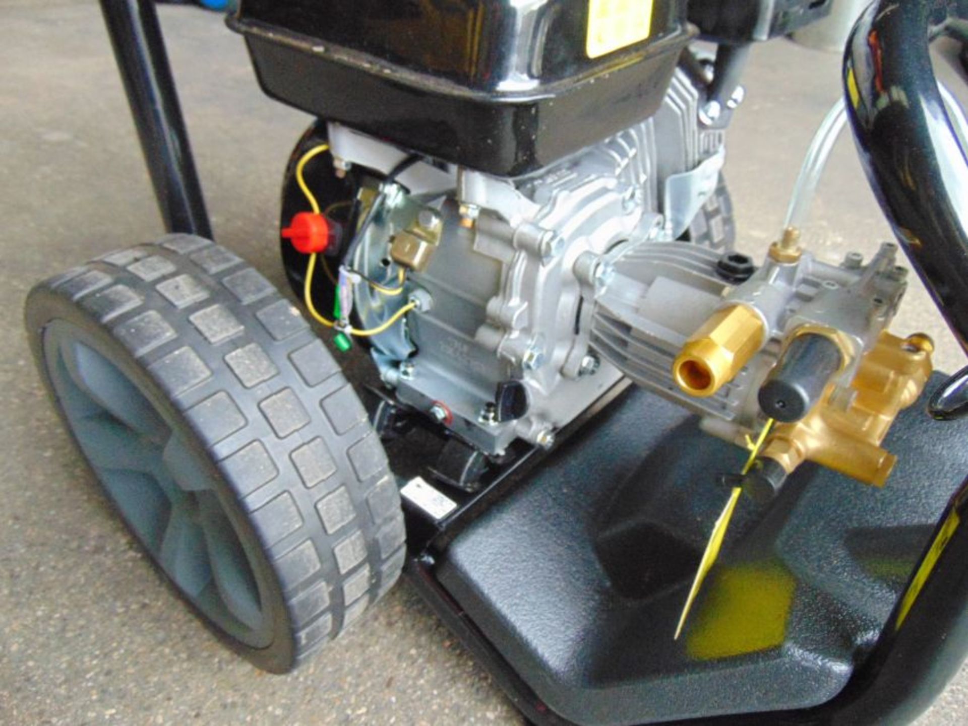 UNISSUED LB-180G Mobile Petrol Pressure Washer - Image 6 of 10