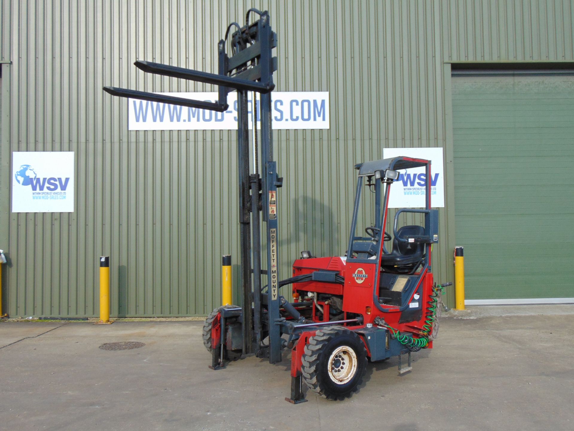 2003 Moffett Mounty M2003 Truck Mounted Forklift ONLY 871 Hours! - Image 8 of 25