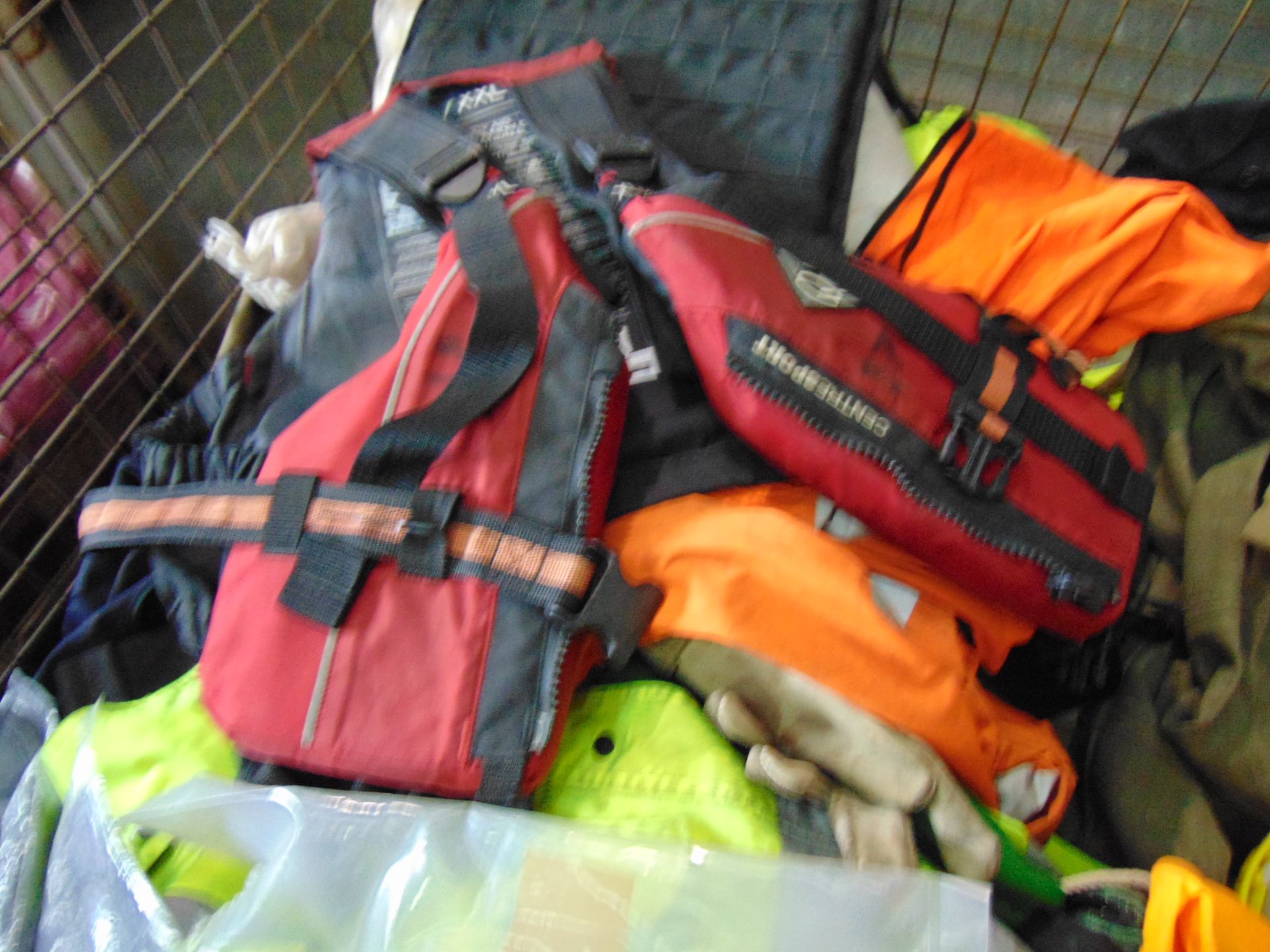 Protective Clothing, Jackets, Flight Clothing, Body Armour etc - Image 3 of 5