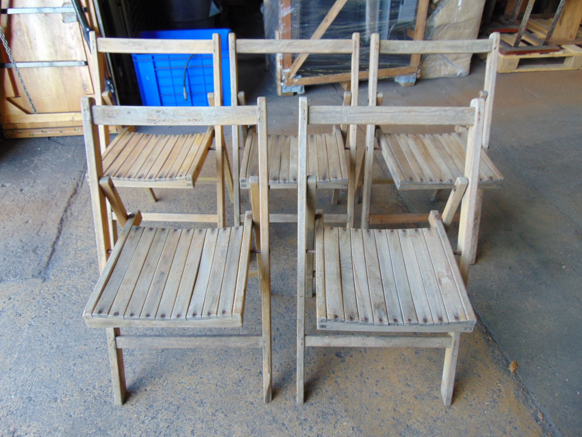 5 x British Army Wooden Folding Camp Chairs - Image 2 of 5