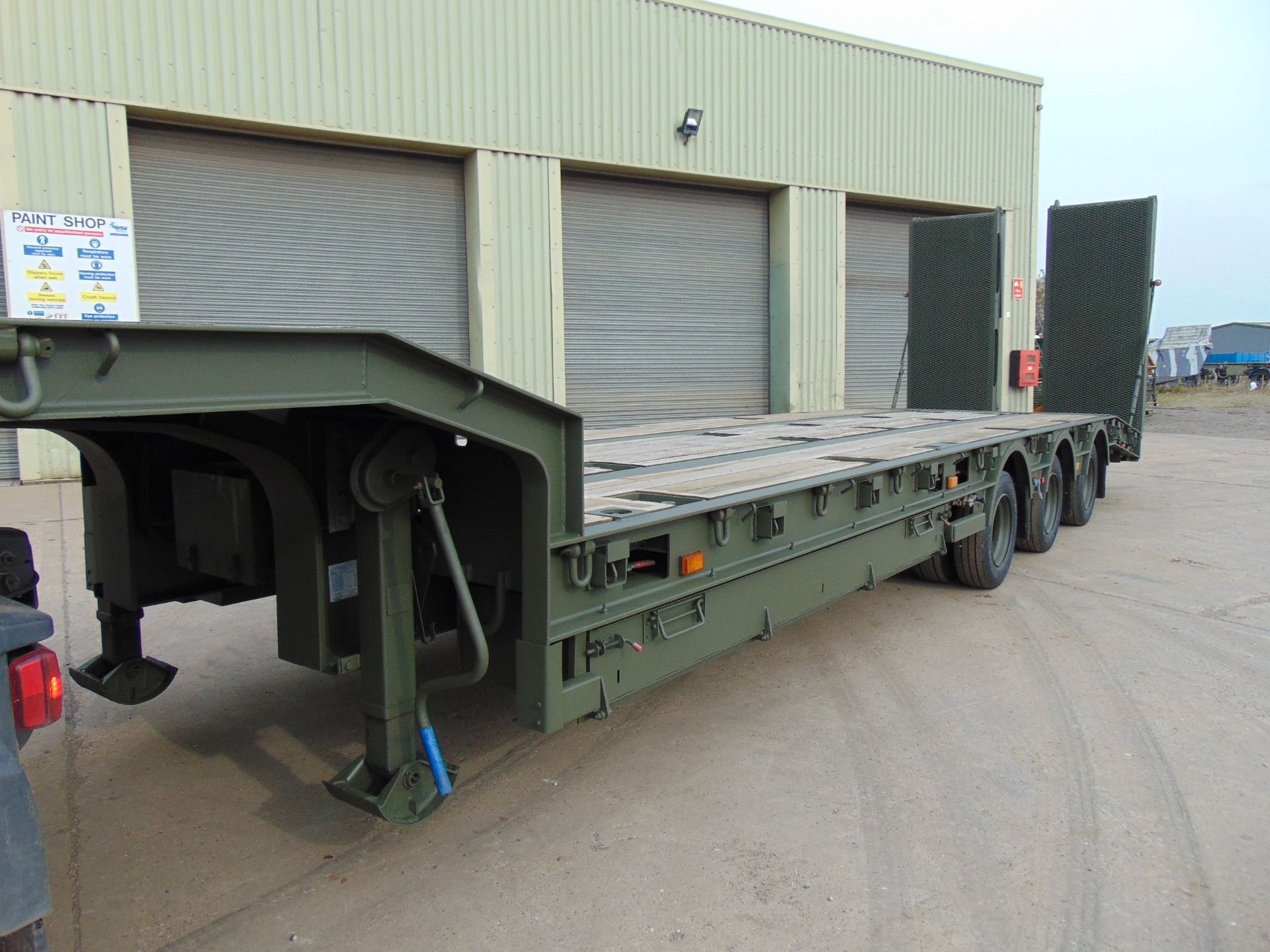 Ex Reserve King GTS38 Tri Axle Stepframe trailer - Image 32 of 41