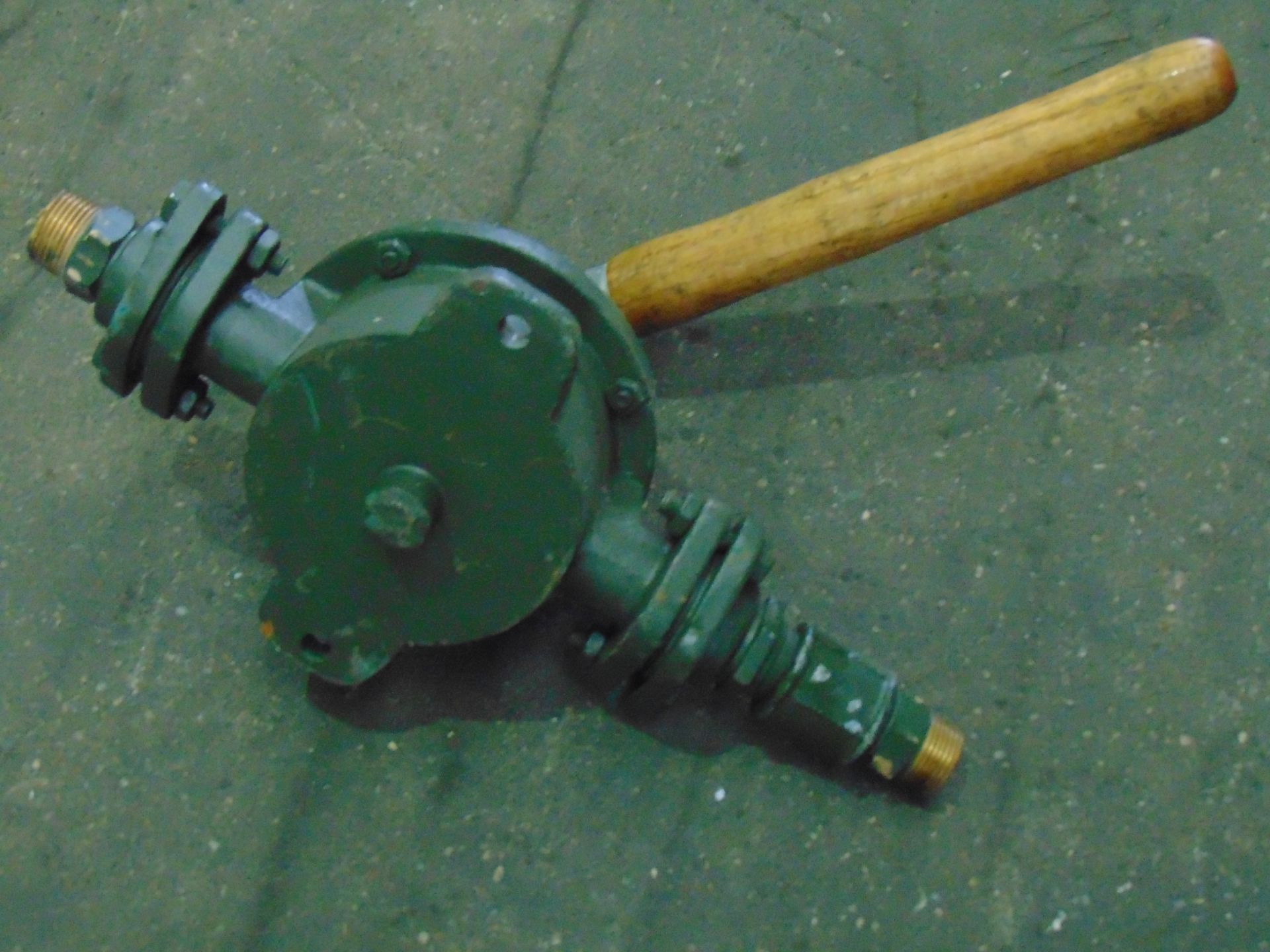K2 Semi Rotary Hand Pump - Image 3 of 4