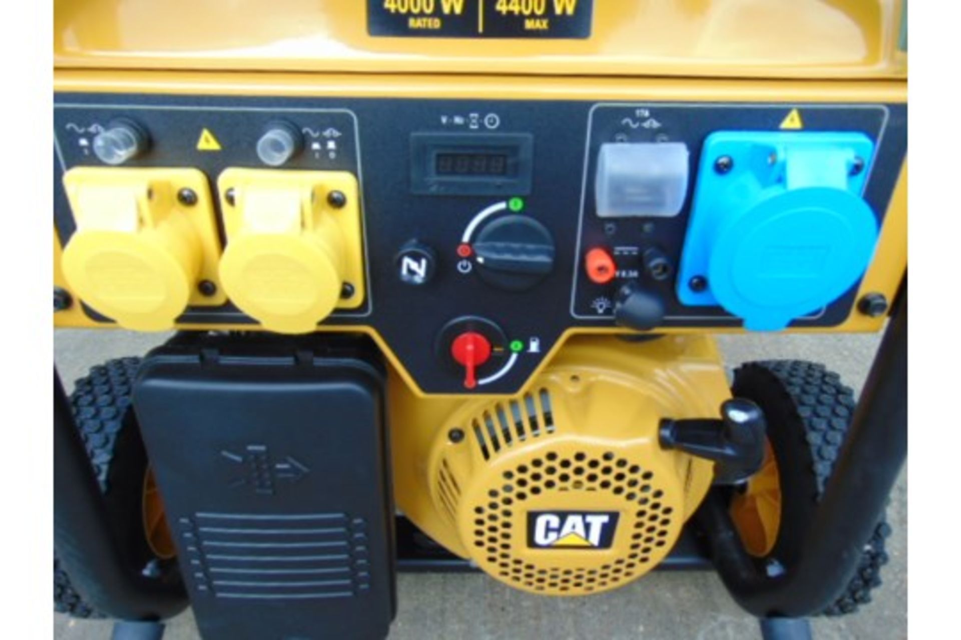 UNISSUED Caterpillar RP4400 Industrial Petrol Generator. - Image 6 of 10