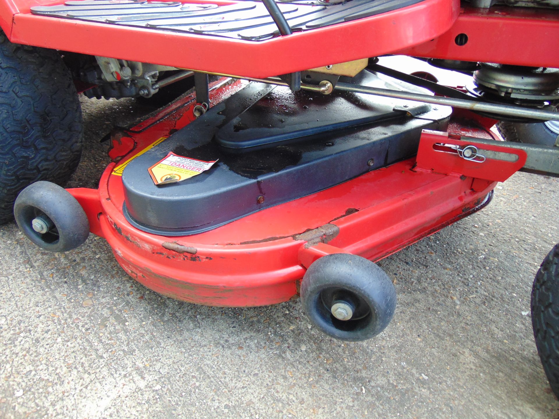 Countax C300H Hydrostatic Ride On Mower with Rear Brush and Grass Collector ONLY 393 HOURS!!! - Image 9 of 18