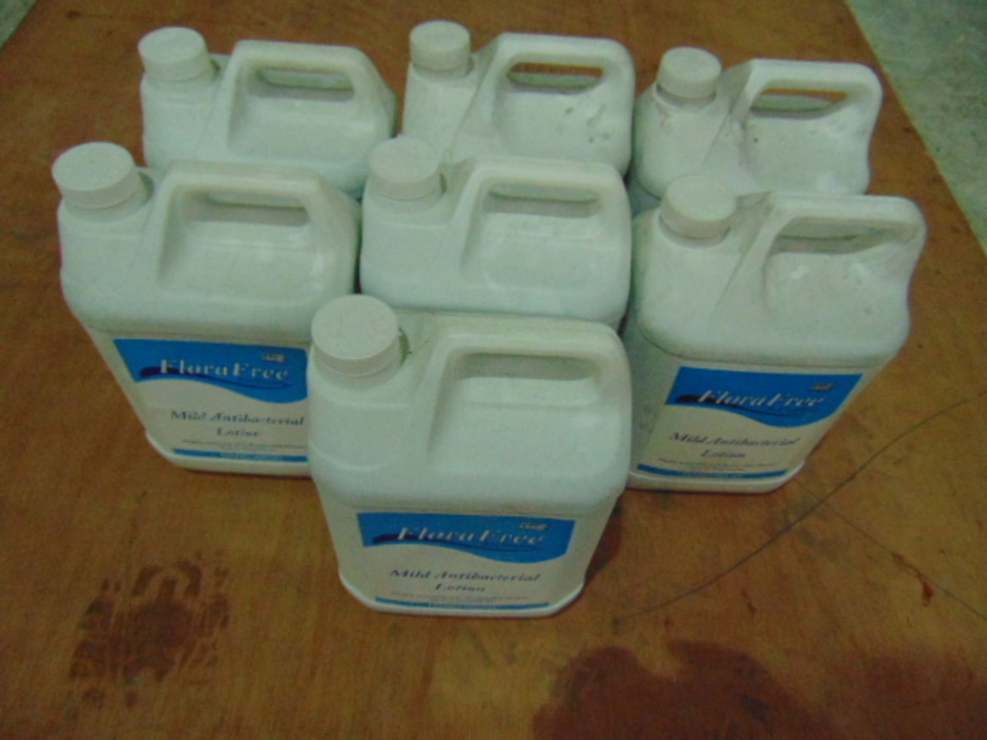 Qty 7 x 5 Ltr FloraFree Mild Antibacterial Lotion