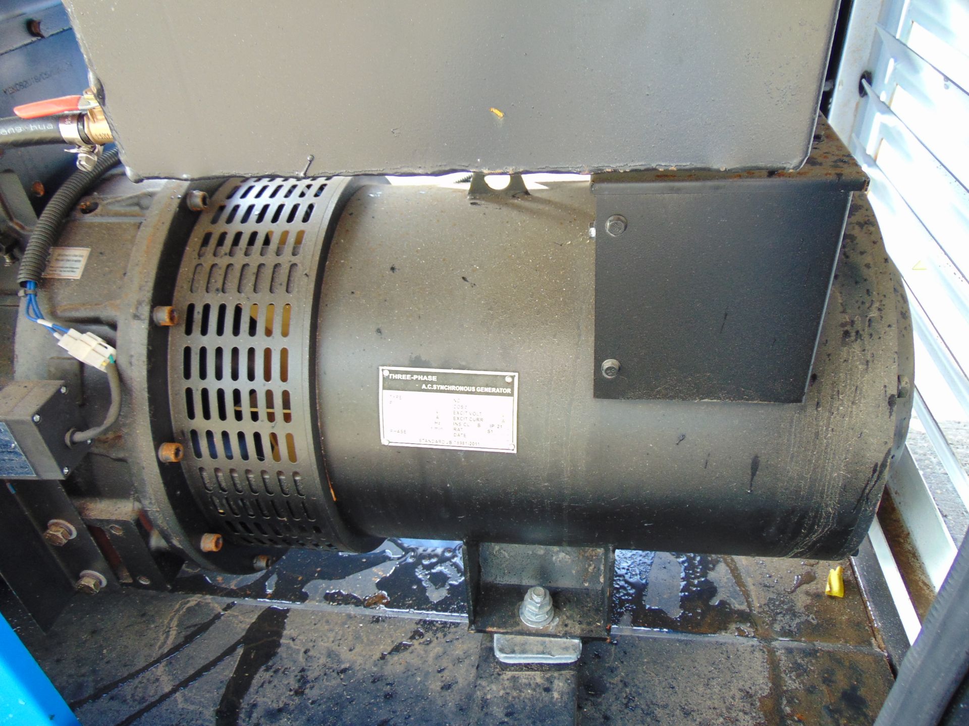 UNISSUED 30 KVA 3 Phase Silent Diesel Generator Set. This generator is 3 phase 230/400 volt 50 Hz - Image 13 of 19