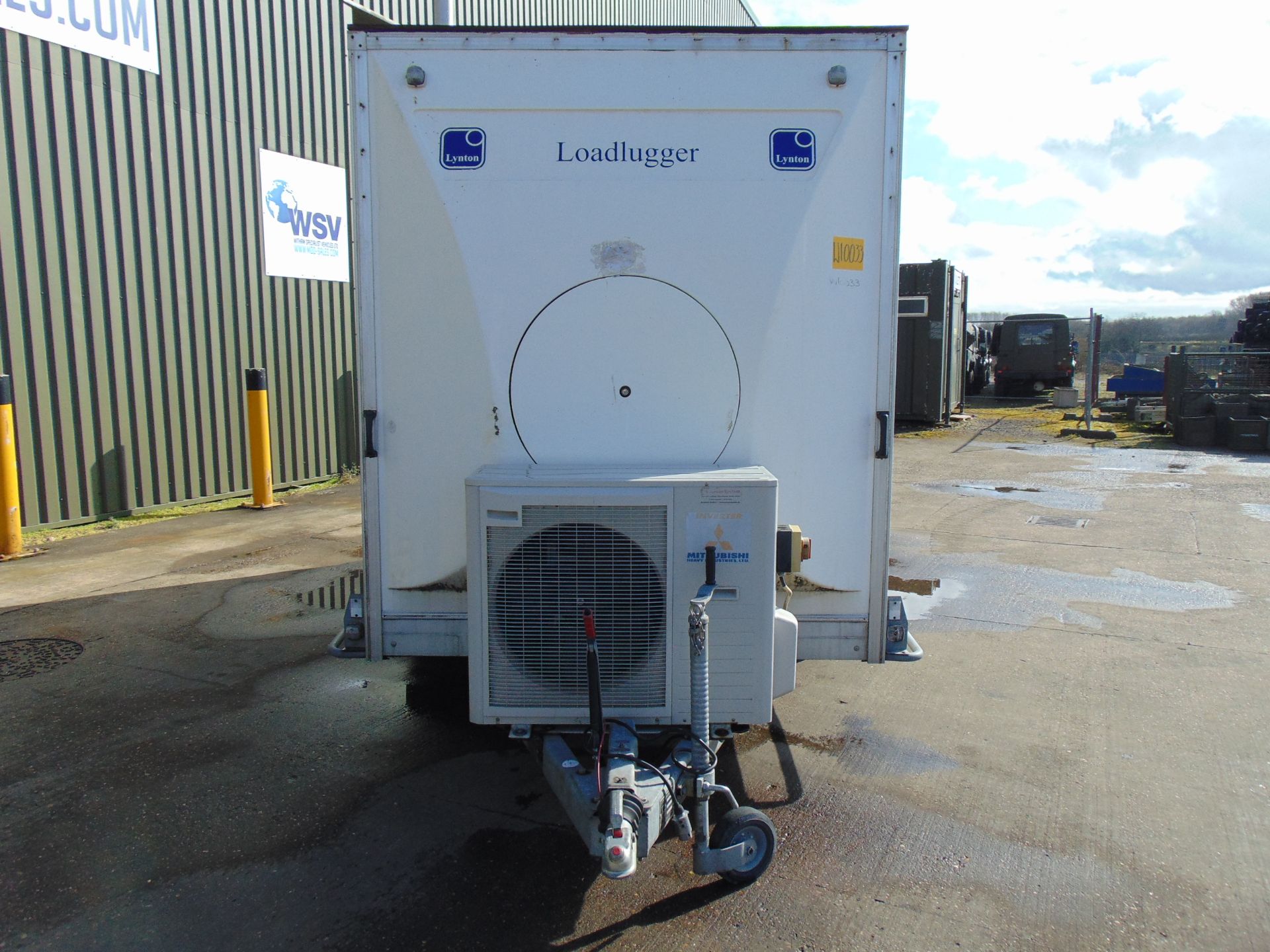 Lynton Loadlugger 500 Box Trailer C/W Air Con, Clark 9m Aluminium Telecopic Mast, Electrics etc - Image 3 of 21