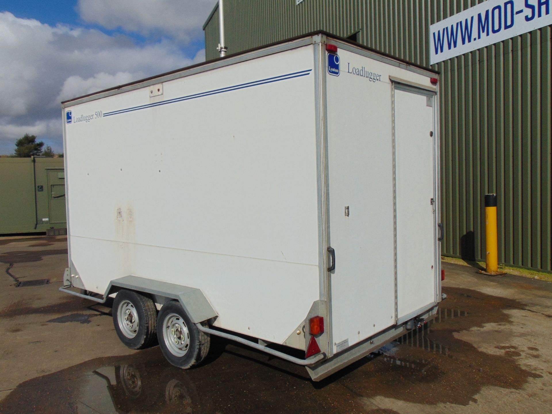 Lynton Loadlugger 500 Box Trailer C/W Air Con, Clark 9m Aluminium Telecopic Mast, Electrics etc - Image 7 of 21