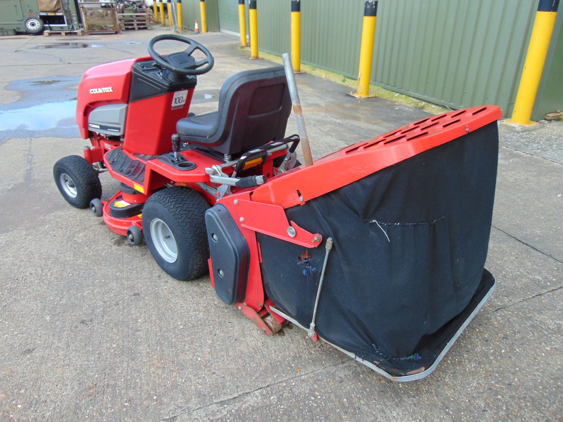 Countax C300H Hydrostatic Ride On Mower with Rear Brush and Grass Collector ONLY 393 HOURS!!! - Image 6 of 18