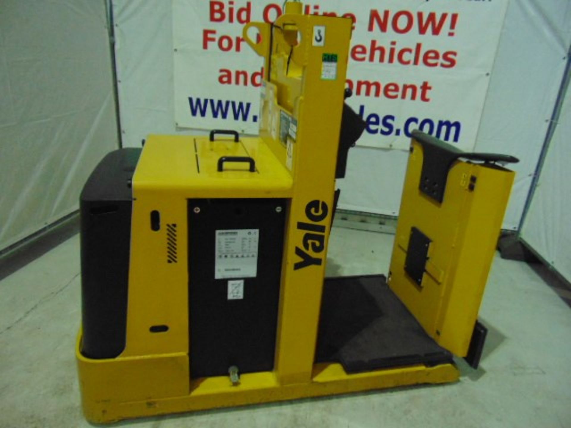 Yale MO10E AC Self Propelled Electric Pallet Truck