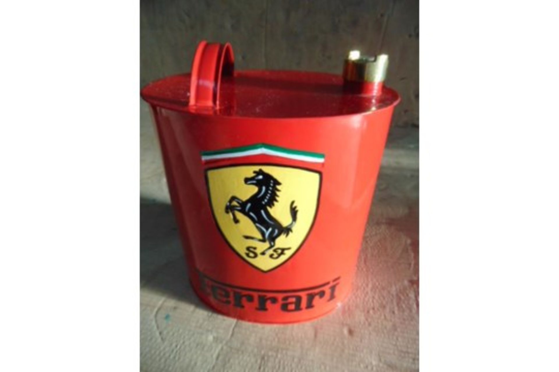 Reproduction Ferrari Branded Oil Can - Image 5 of 5