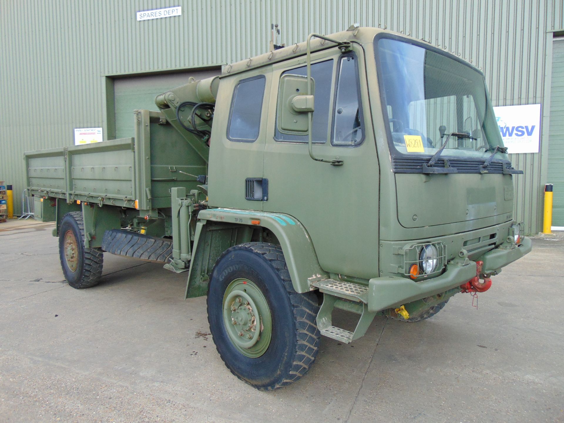 Leyland DAF 4X4 Truck complete with Atlas Crane - Image 7 of 28