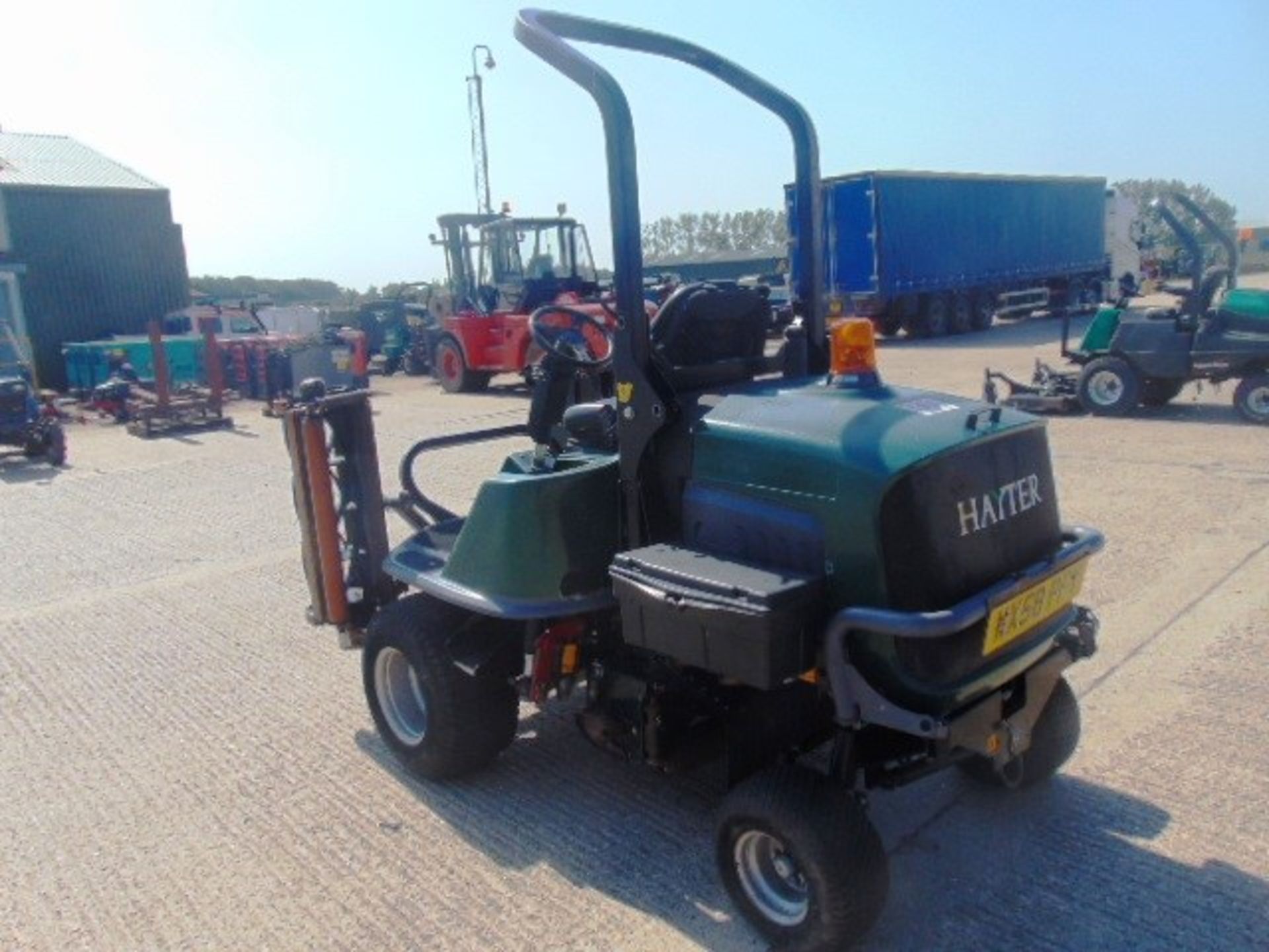 Ex Council 2008 Hayter LT322 Triple Gang Ride on Mower 3500 hours only - Image 5 of 22