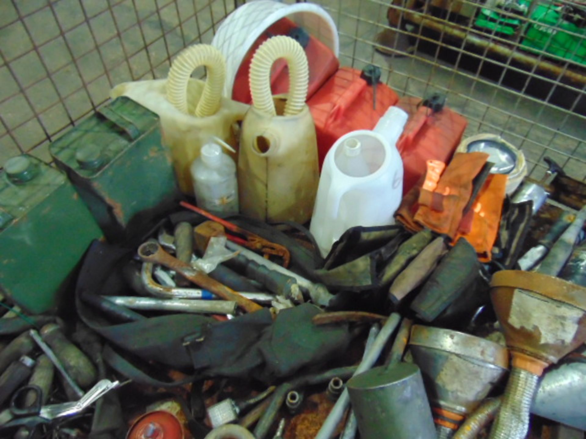 Stillage of Workshop Tools and Accessories - Image 3 of 4