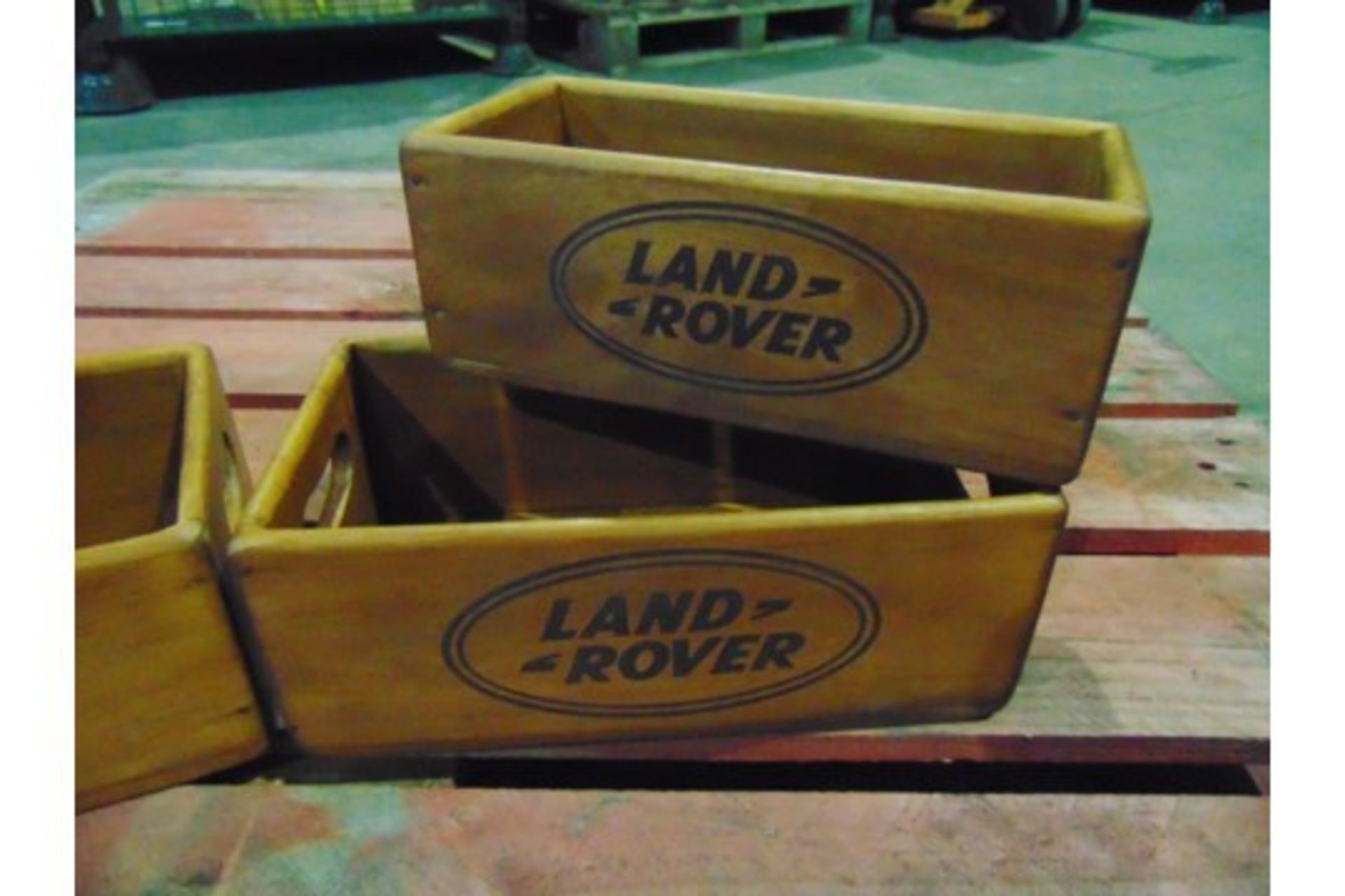 4 x Land Rover Wooden Display / Storage Boxes - Image 3 of 5
