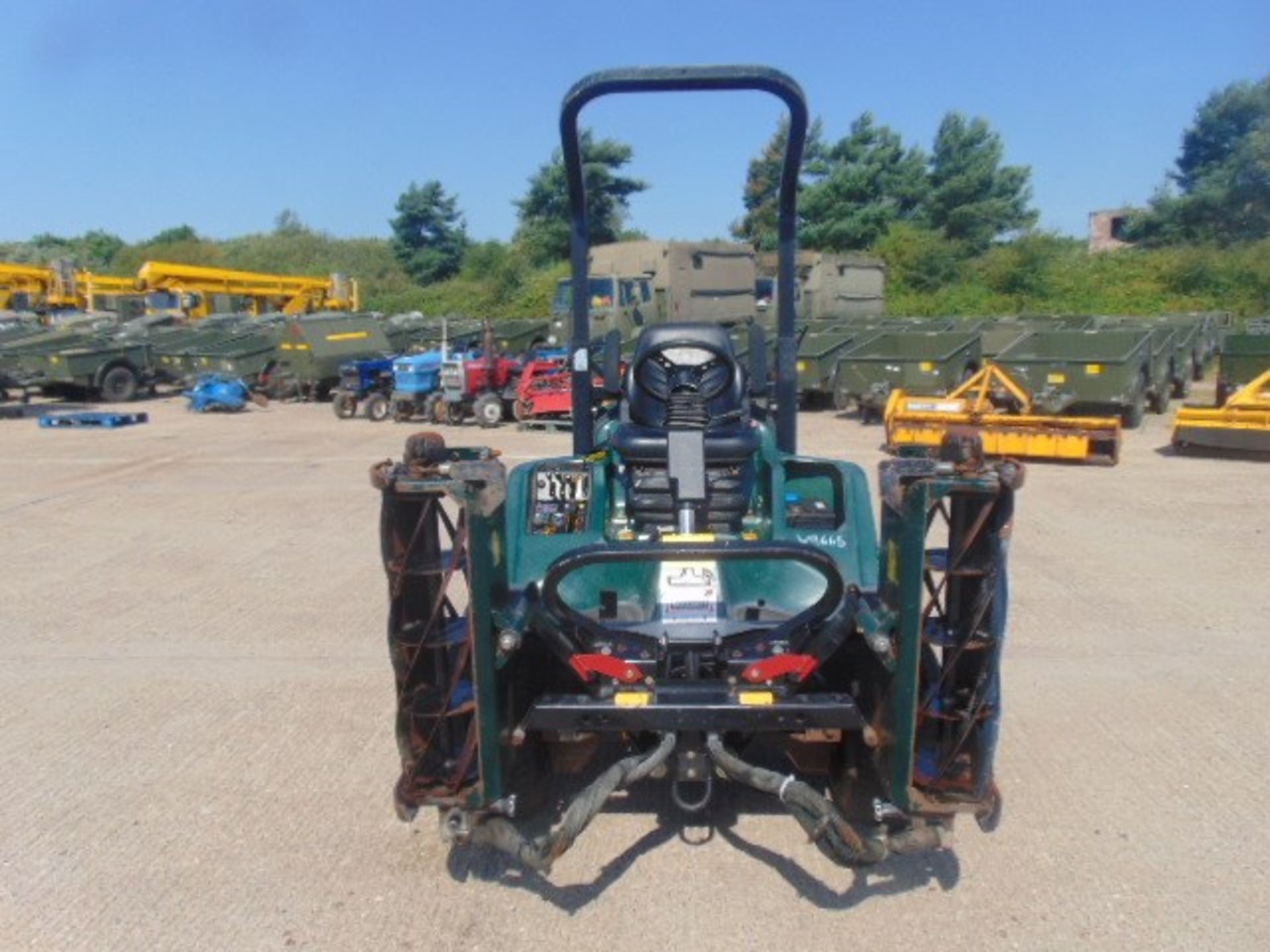 Ex Council 2008 Hayter LT322 Triple Gang Ride on Mower 3500 hours only - Image 3 of 22