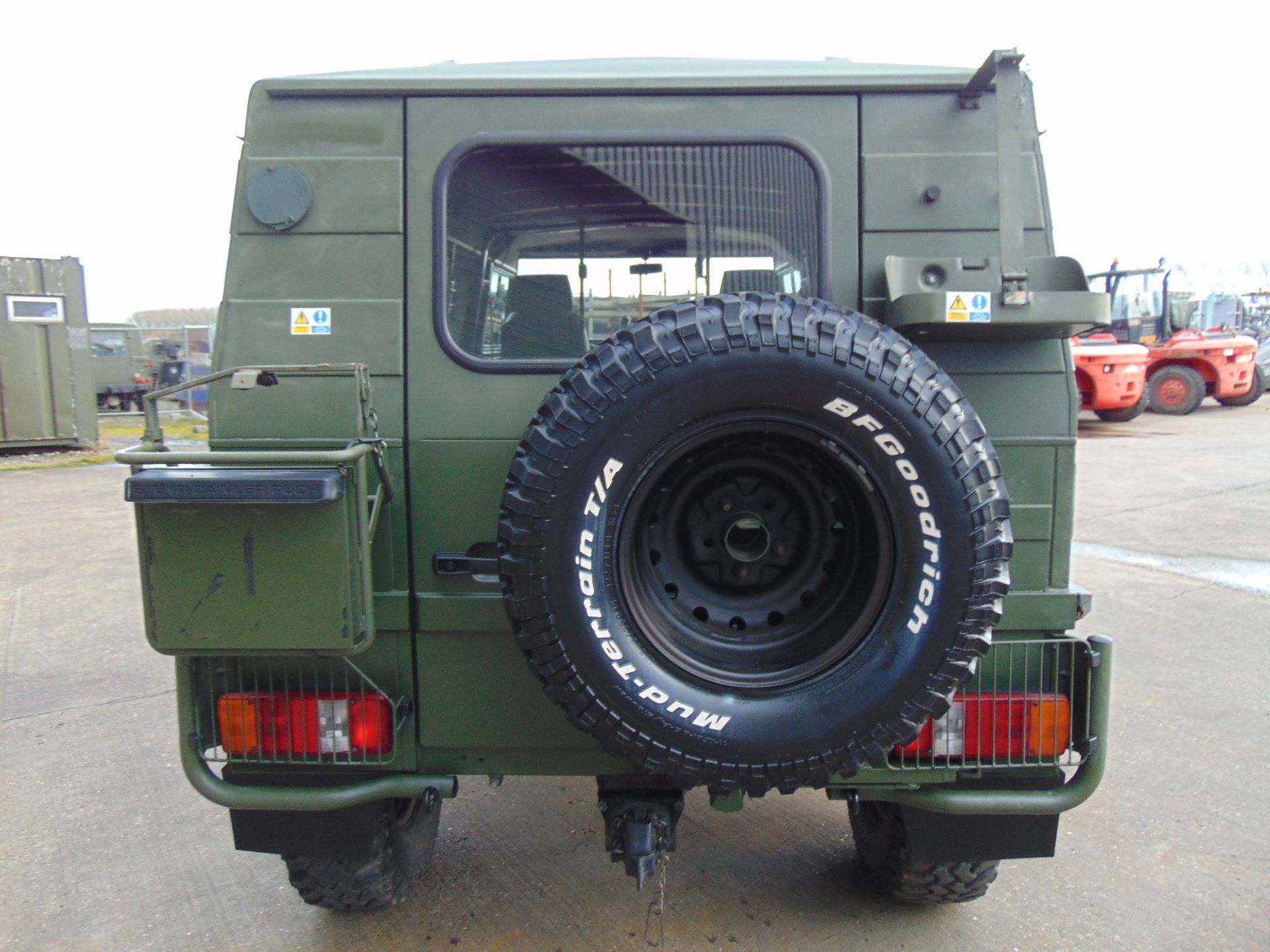 Military Specification Pinzgauer 716 MK 4X4 Hard Top ONLY 1,312 MILES!!! - Image 8 of 25