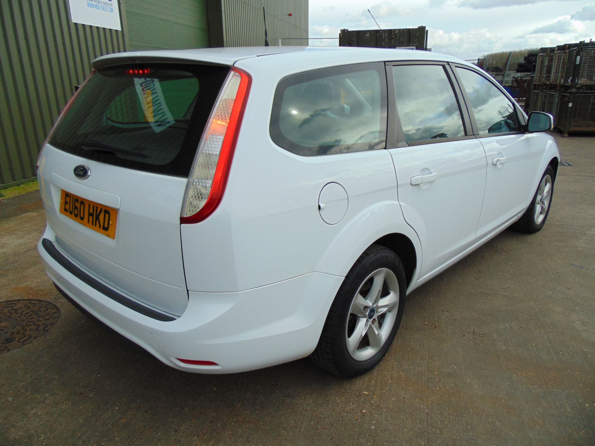 2010 Ford Focus Zetec 1.6 TD Estate ONLY 76,346 Miles - Image 7 of 16