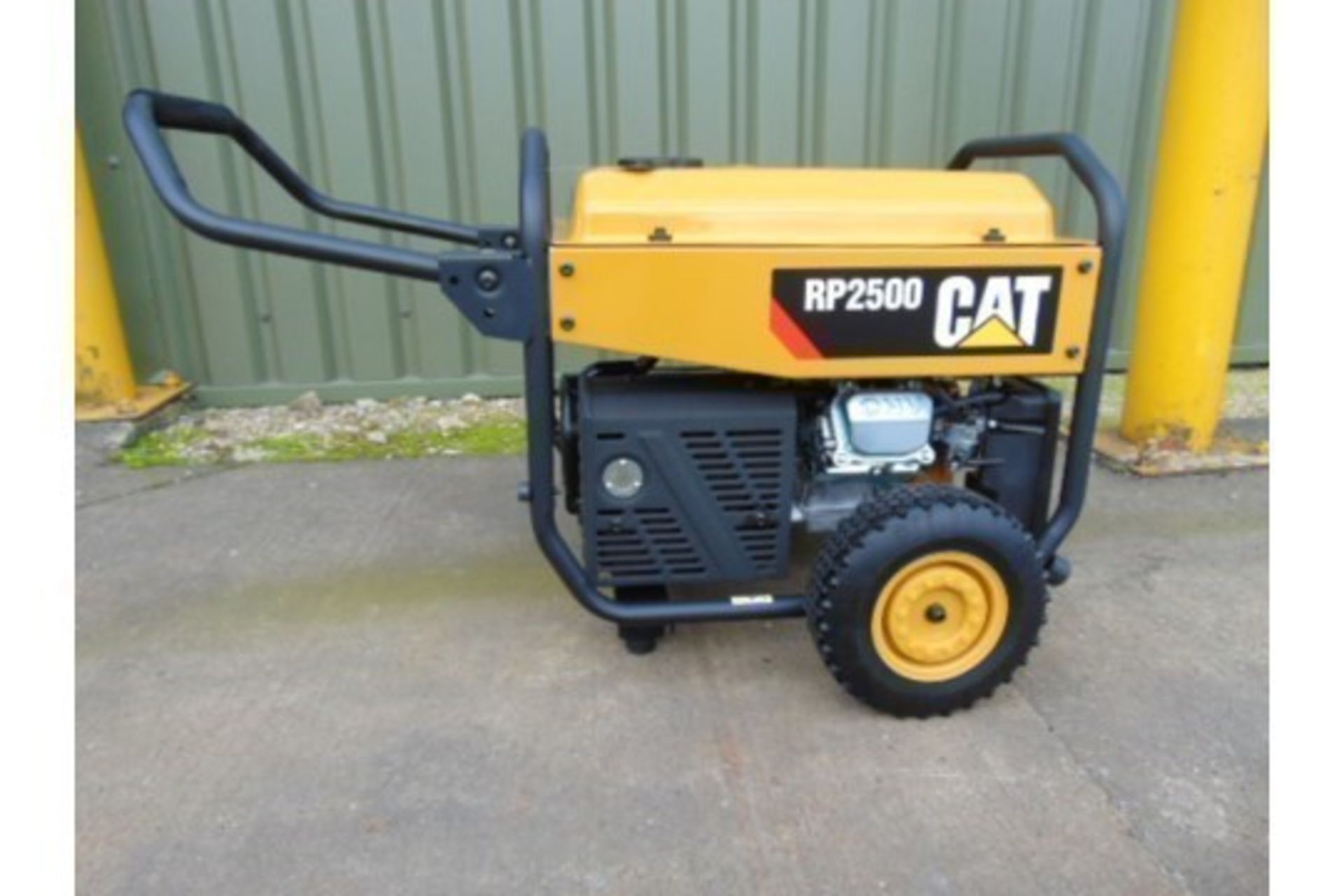 UNISSUED Caterpillar RP2500 Industrial Petrol Generator. - Image 3 of 10