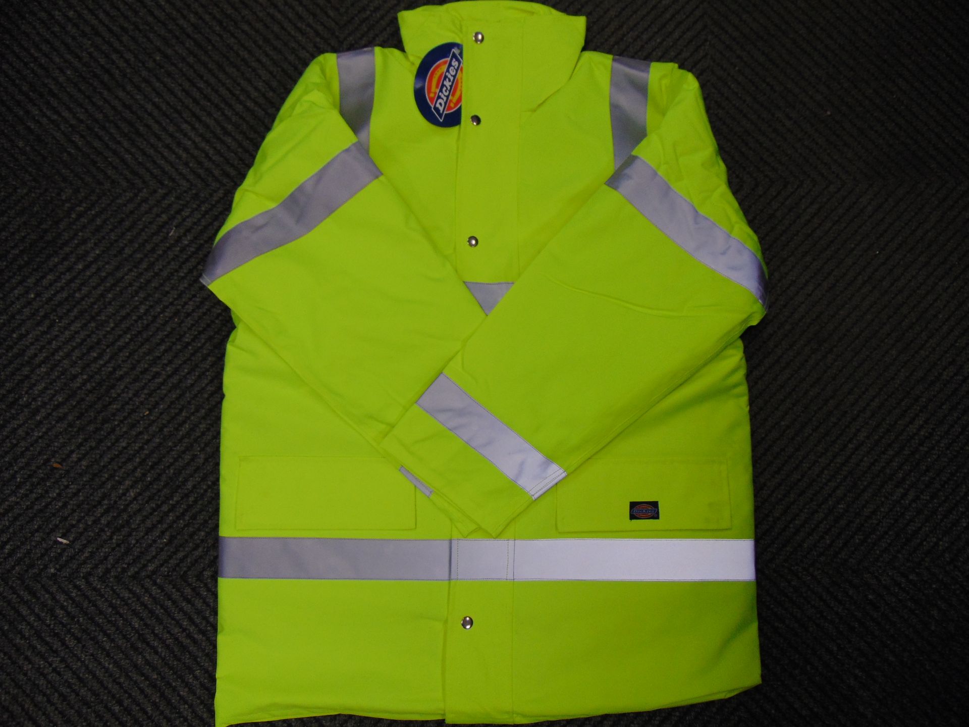 UNISSUED Hi Visibility Florescent SECURITY Jacket. Size Medium. - Image 2 of 5