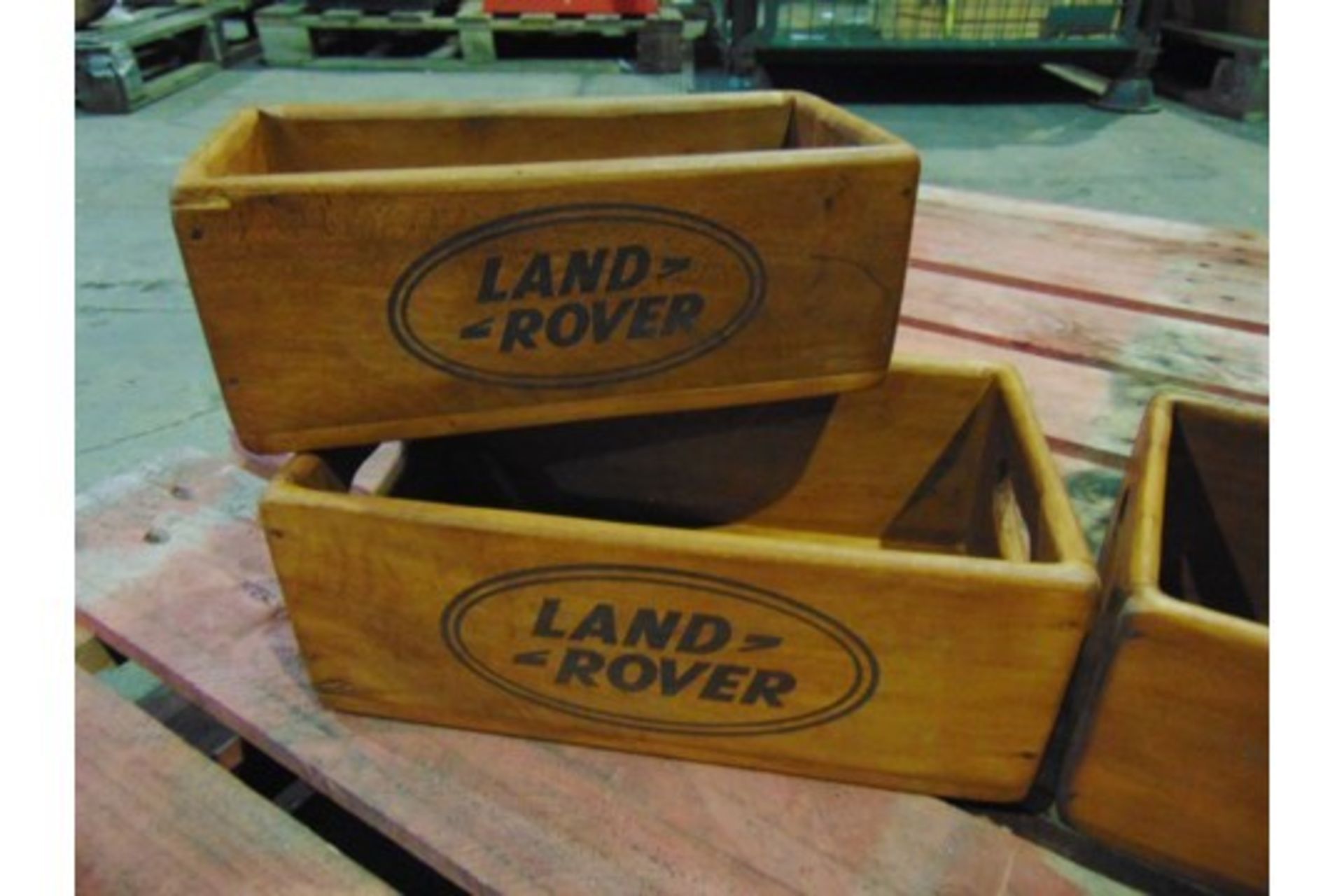 4 x Land Rover Wooden Display / Storage Boxes - Image 2 of 5