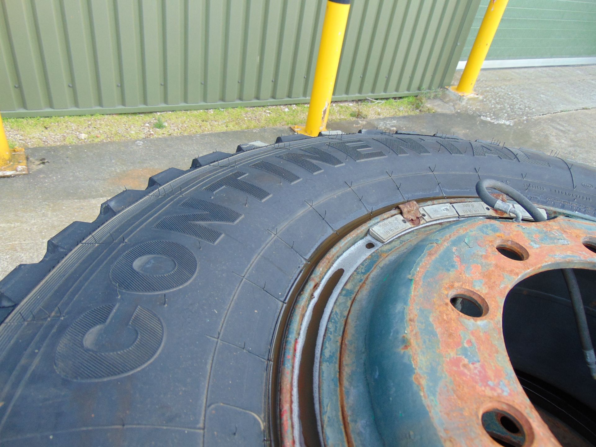 4 x Continental HSC Construction 12.00 R20 Tyres on 10 Stud Rims - Image 5 of 6