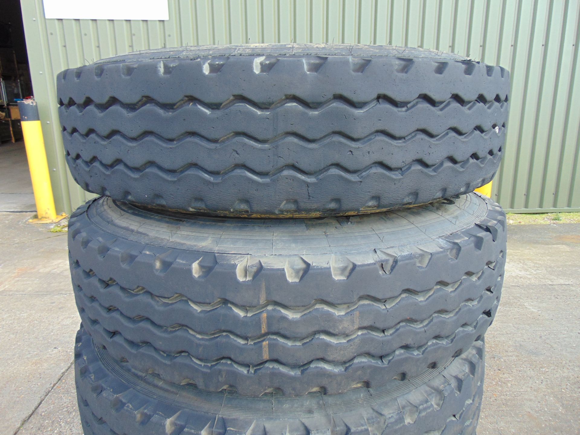 4 x Continental HSC Construction 12.00 R20 Tyres on 10 Stud Rims - Image 2 of 6