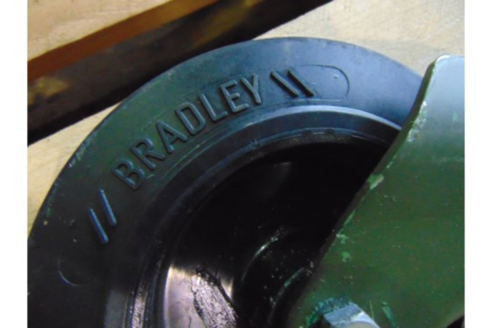 Unissued Bradley Jockey Wheel - Image 3 of 4