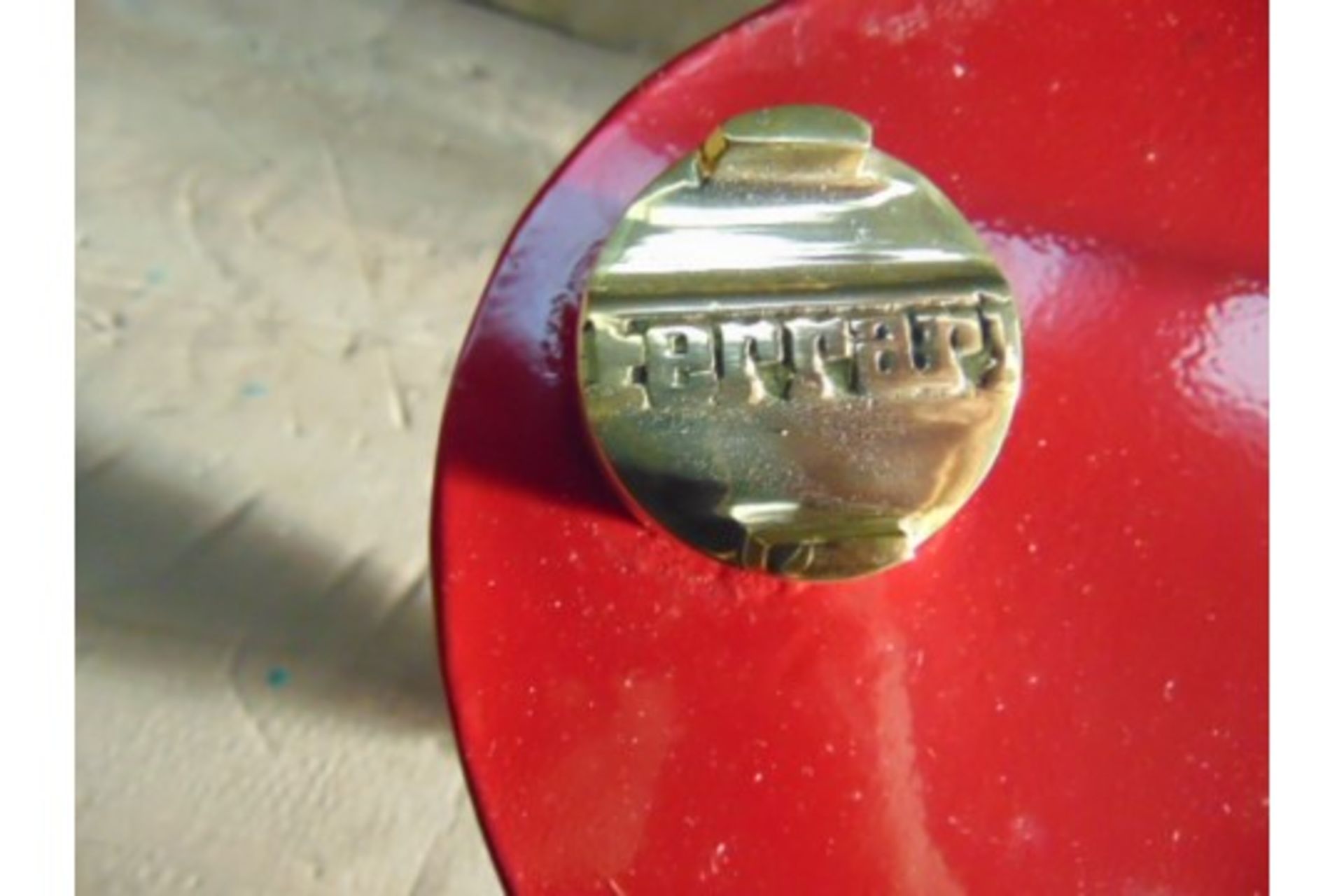 Reproduction Ferrari Branded Oil Can - Image 3 of 5