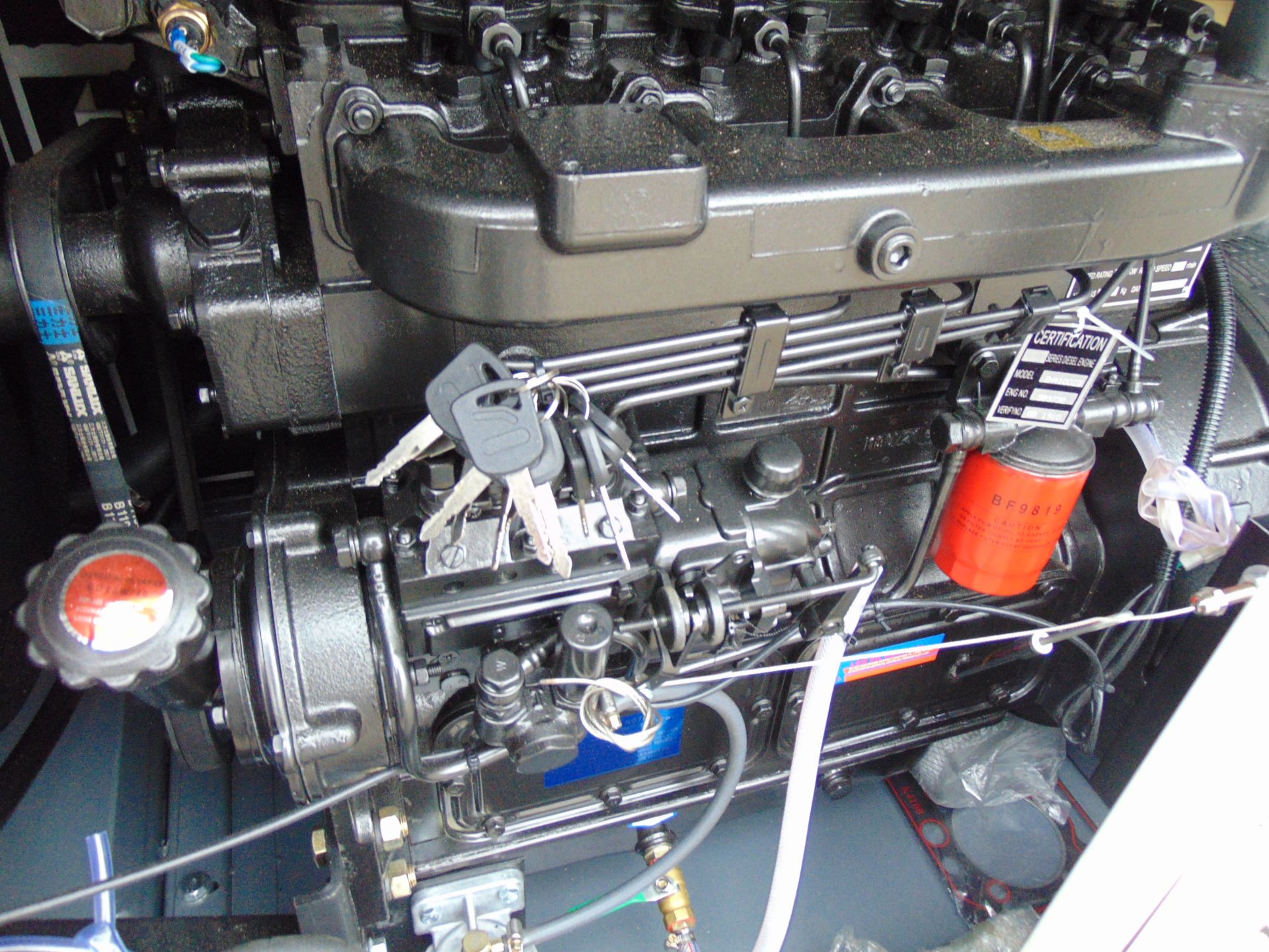 UNISSUED WITH TEST HOURS ONLY 70 KVA 3 Phase Silent Diesel Generator Set - Bild 12 aus 20