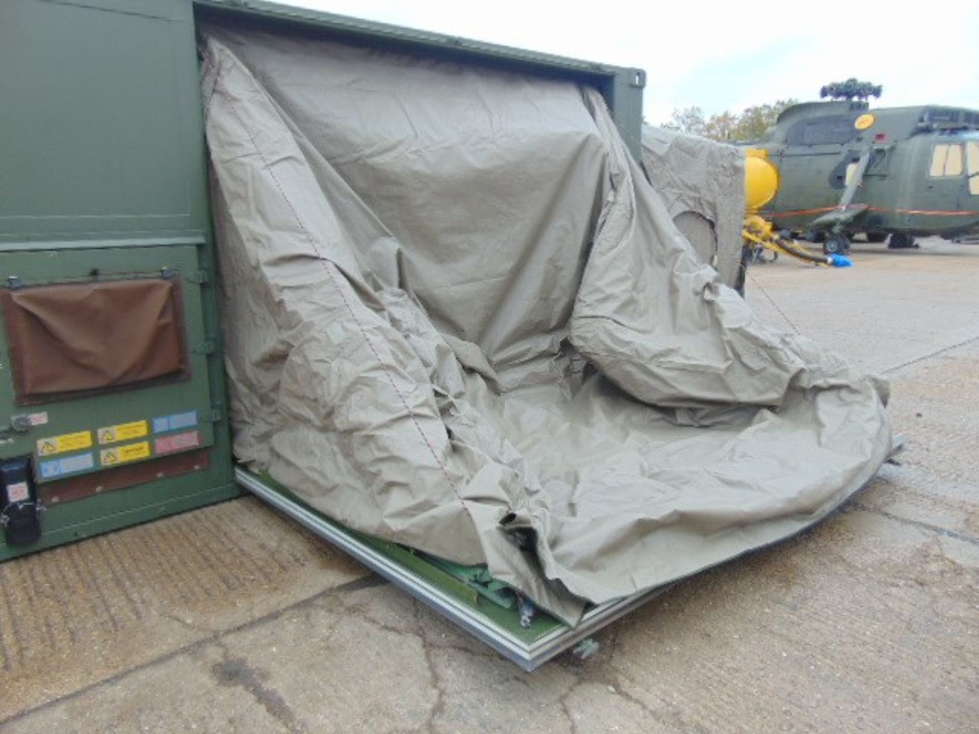 UNISSUED Rapidly Deployable Containerised Integrated Biological Detection/Decontamination System - Image 57 of 65