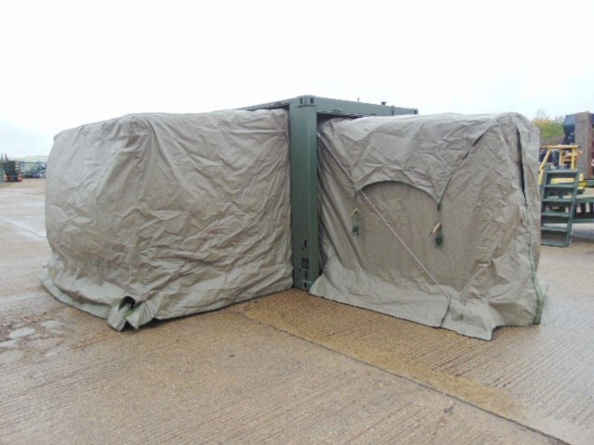 UNISSUED Rapidly Deployable Containerised Integrated Biological Detection/Decontamination System - Image 18 of 65