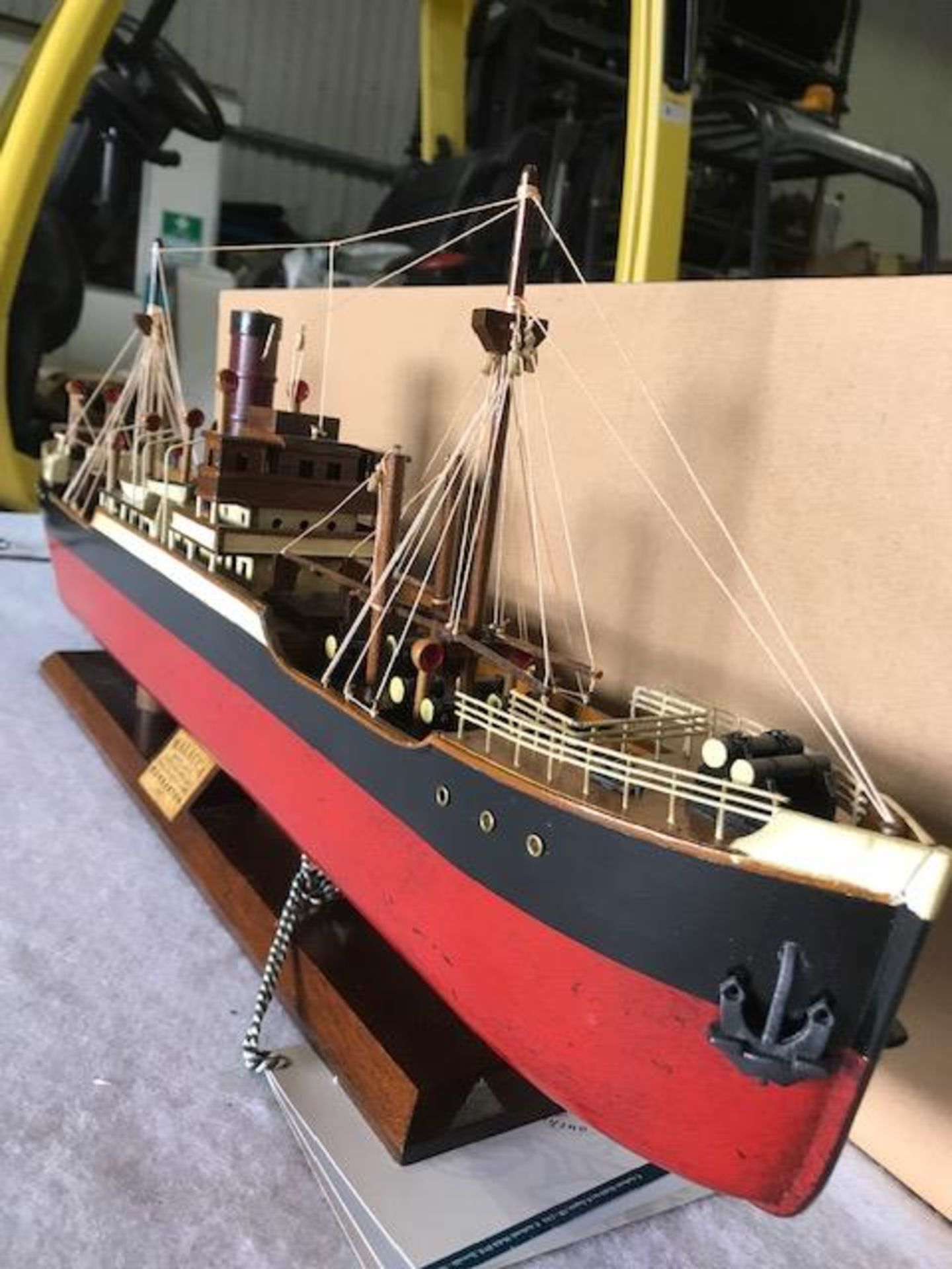 Detailed Model of The Tramp Steamer MALACCA 1897 - Image 2 of 4