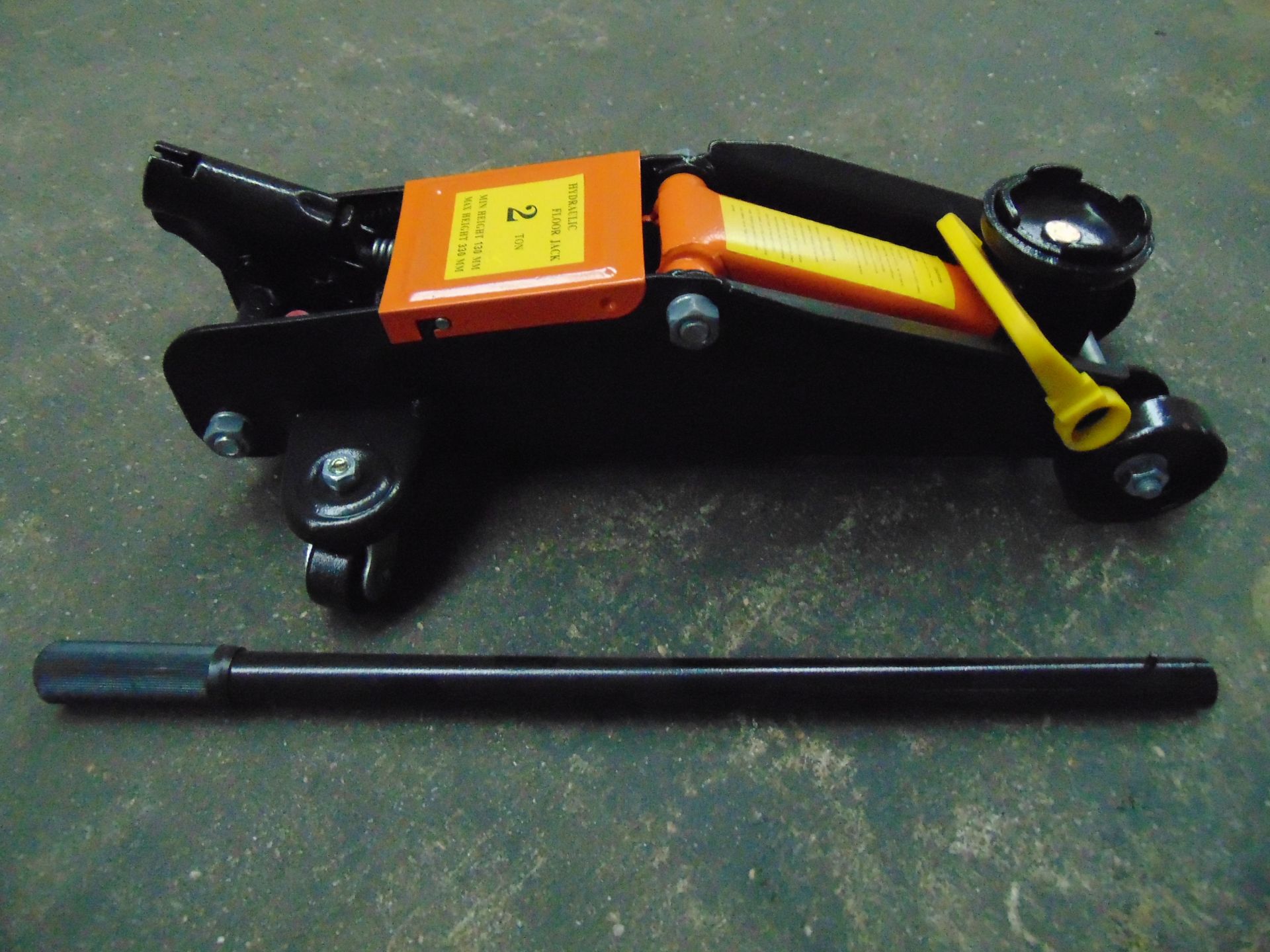 UNISSUED Hydraulic Floor Jack (2 TON)