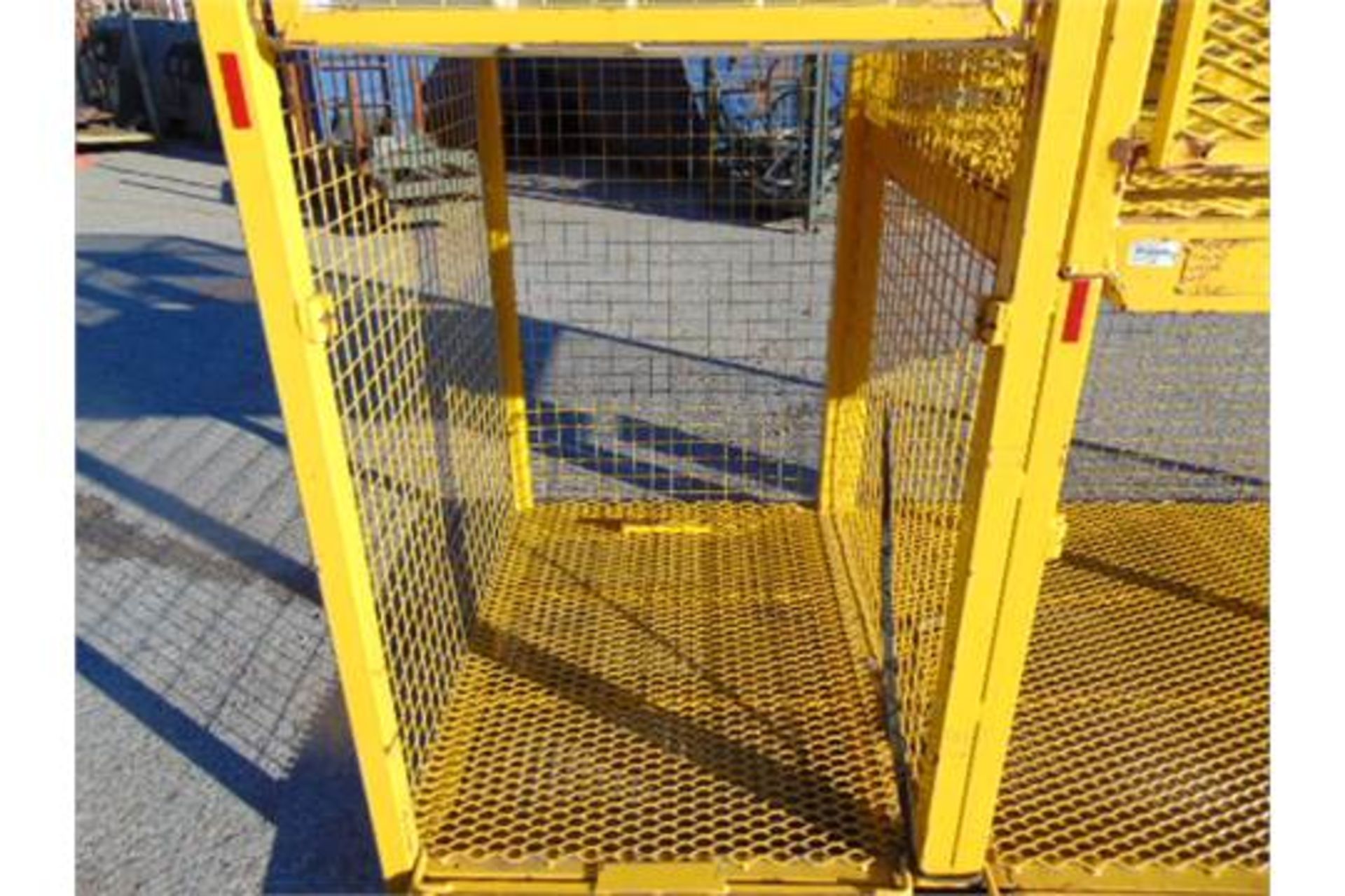 Drop Side Cage Pallet / Triple Stillage Assy - Image 6 of 9