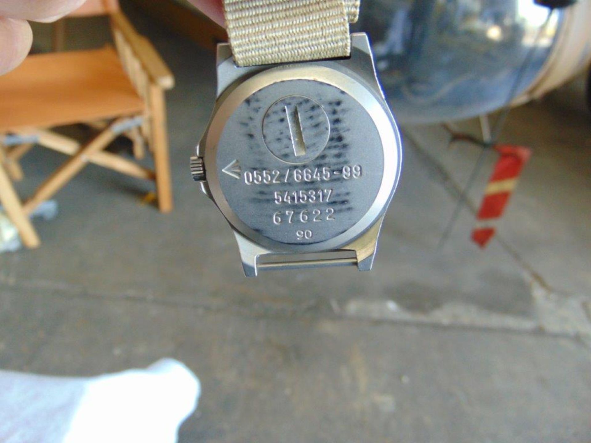 Rare 0552 Royal Marines Issue service watch dated 1990 ( Gulf War ) New Battery and Strap - Image 4 of 4