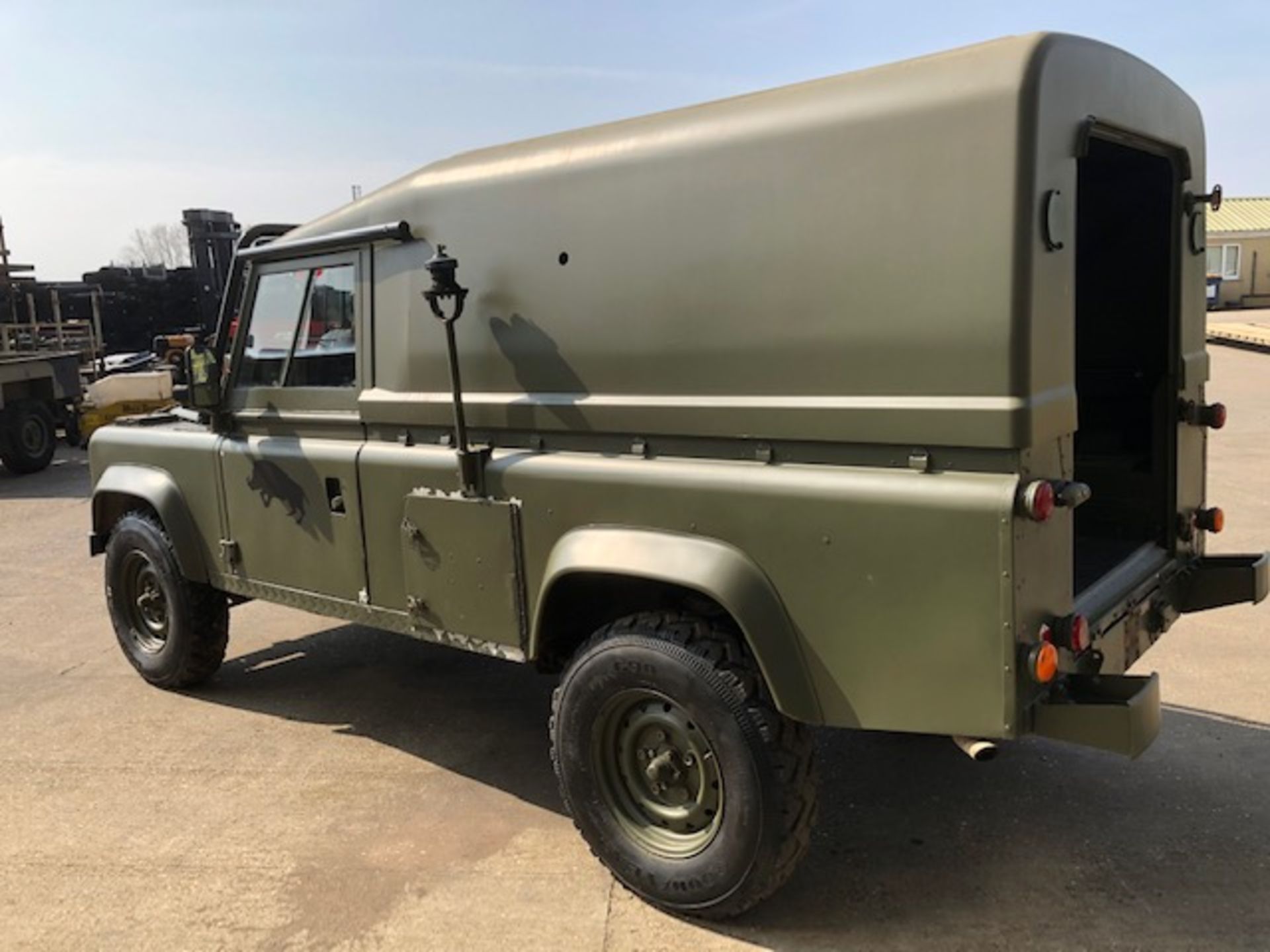 Land Rover Defender TITHONUS 110 Hard Top - Image 4 of 22